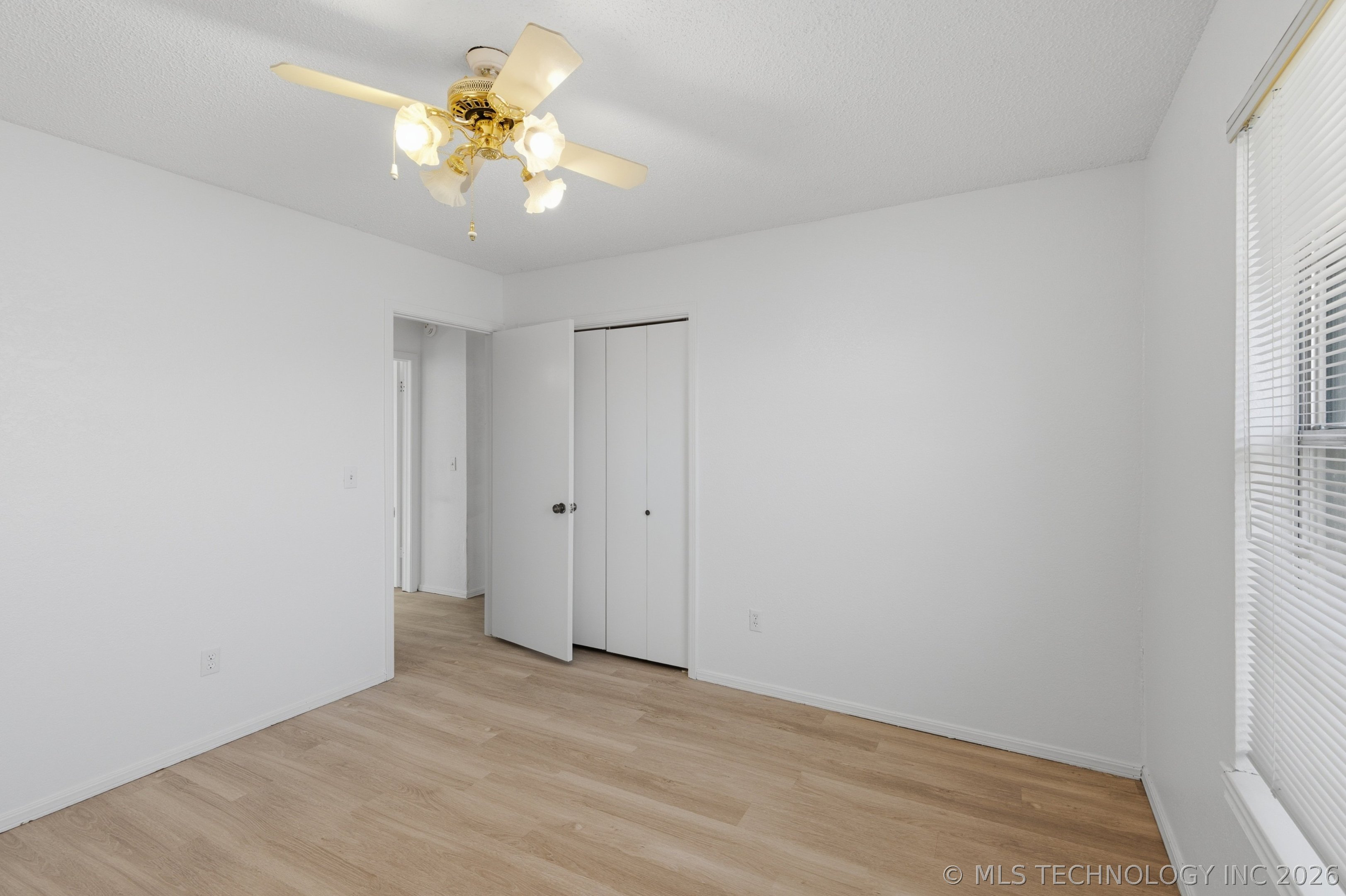 3304 S Ash Court Property Photo 15