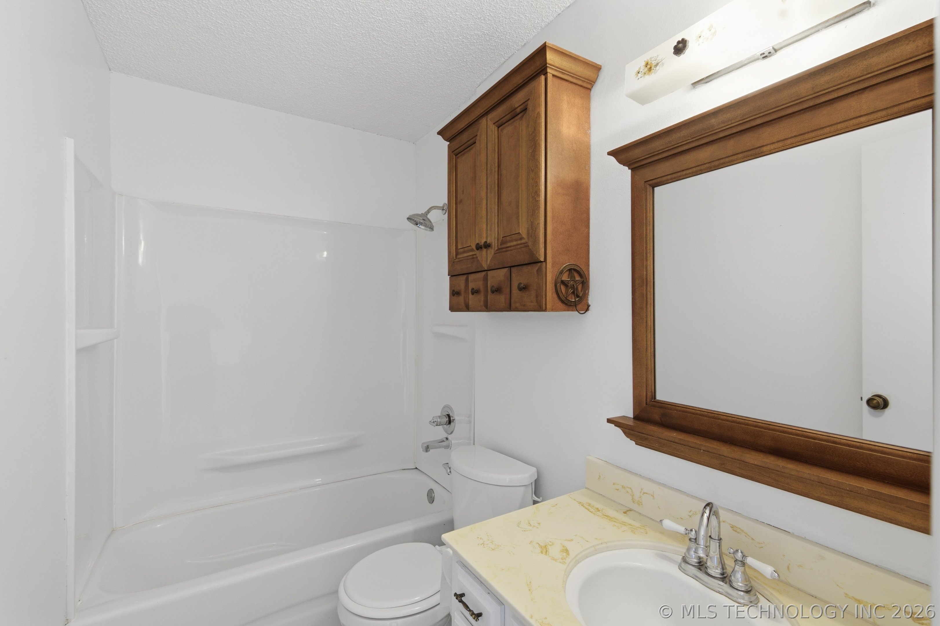 3304 S Ash Court Property Photo 18