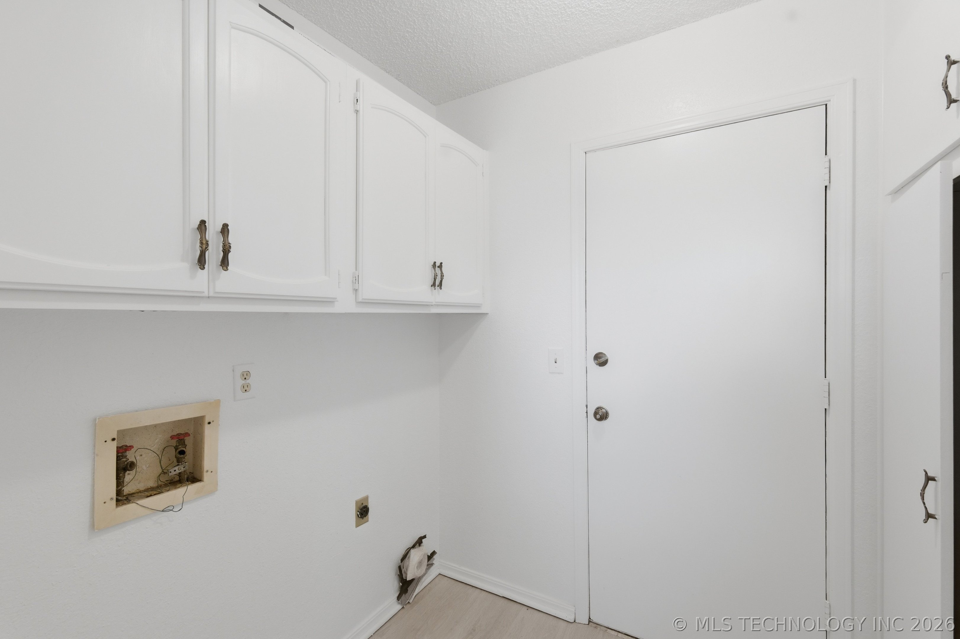 3304 S Ash Court Property Photo 19