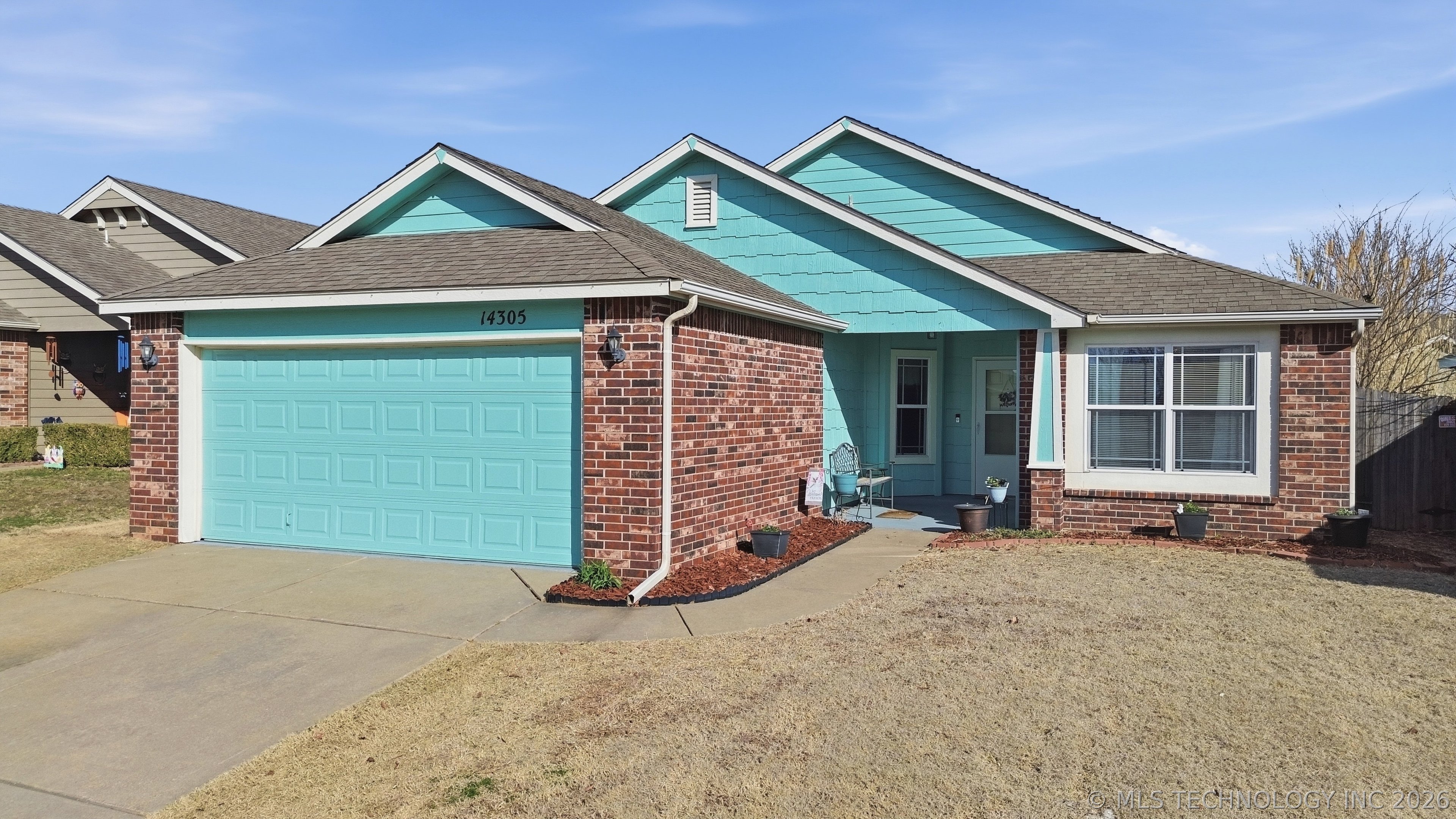 14305 E 112th Place N Property Photo 2