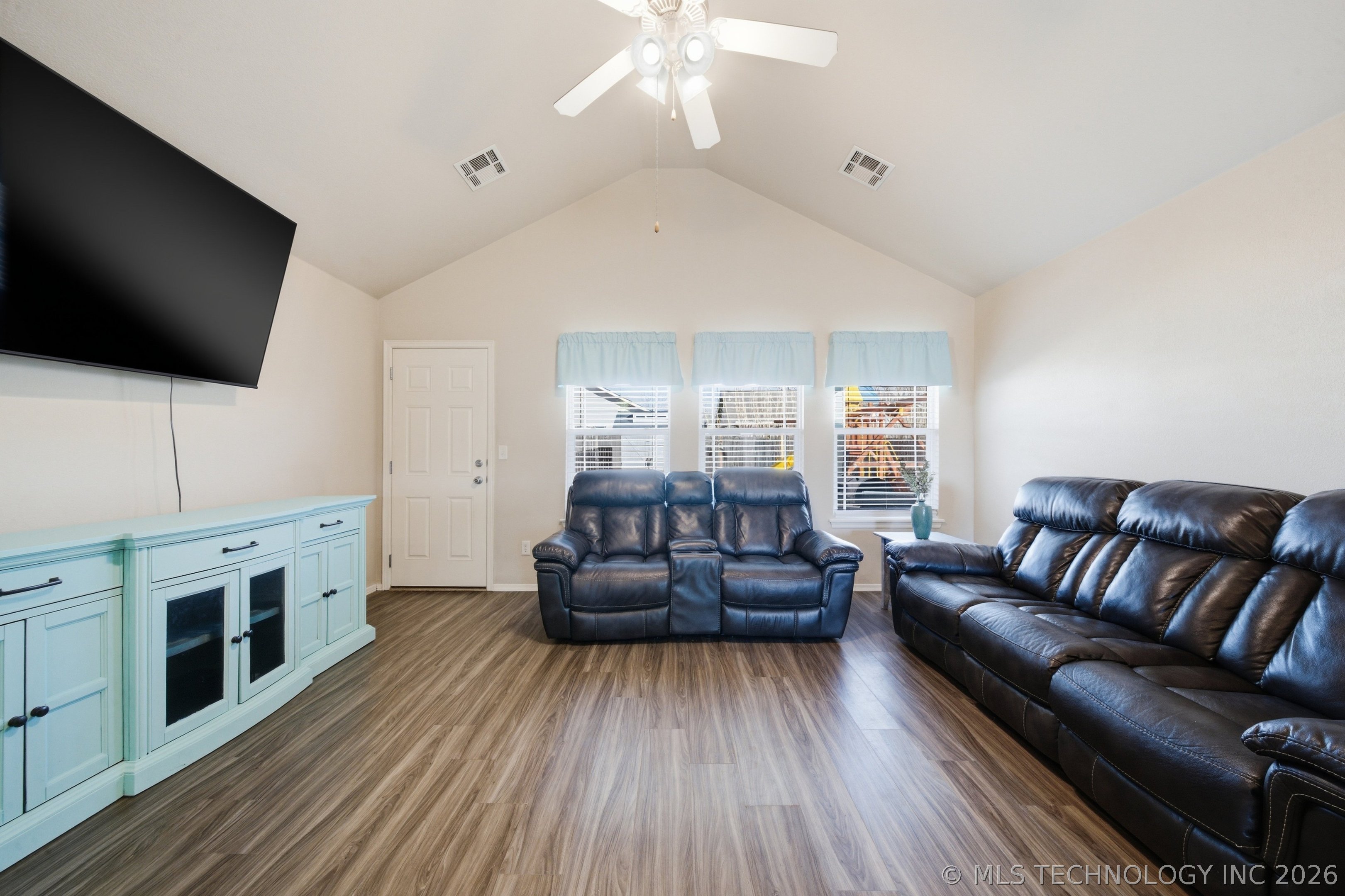 14305 E 112th Place N Property Photo 10
