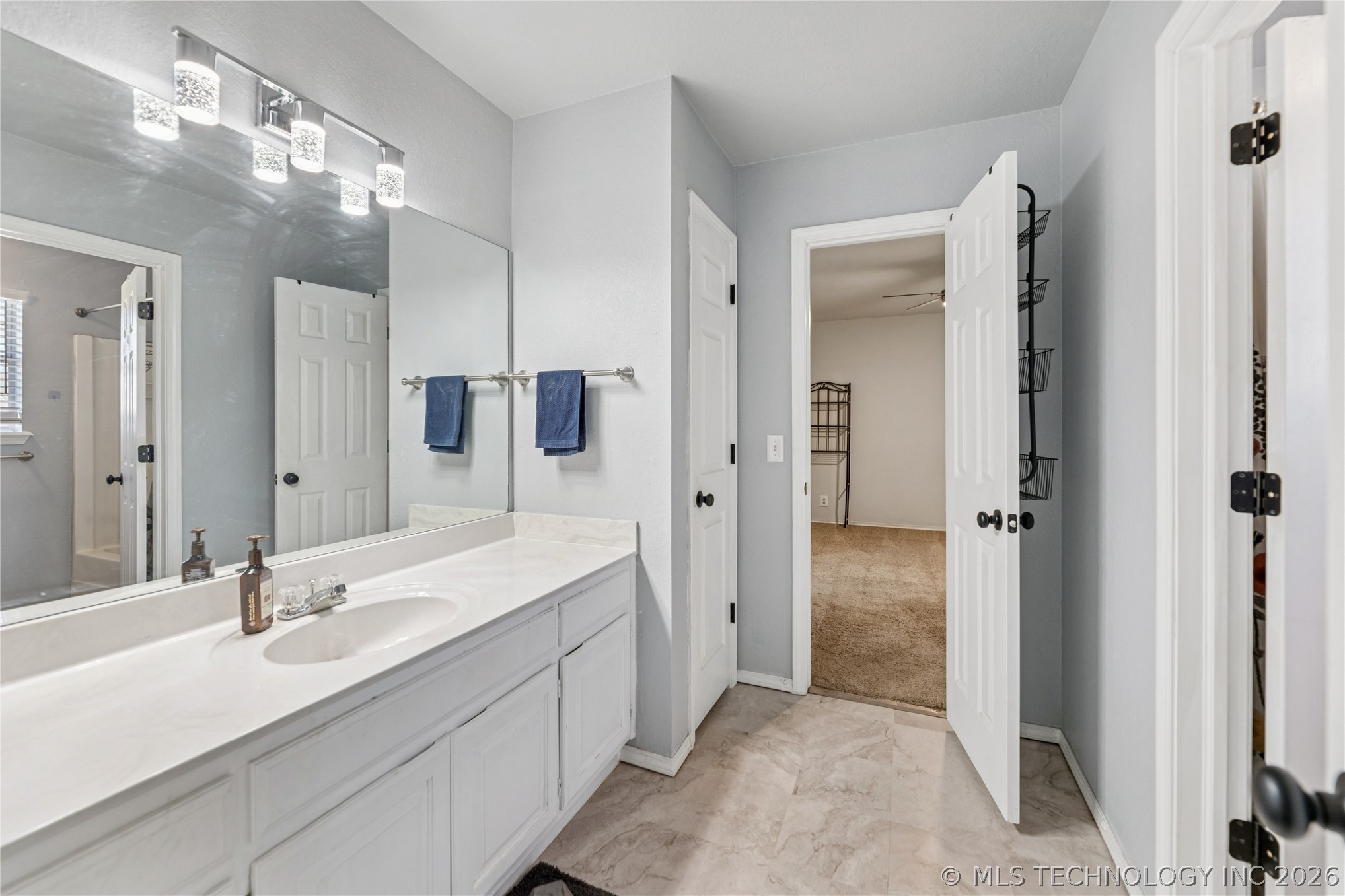 1204 N Willow Avenue Property Photo 16