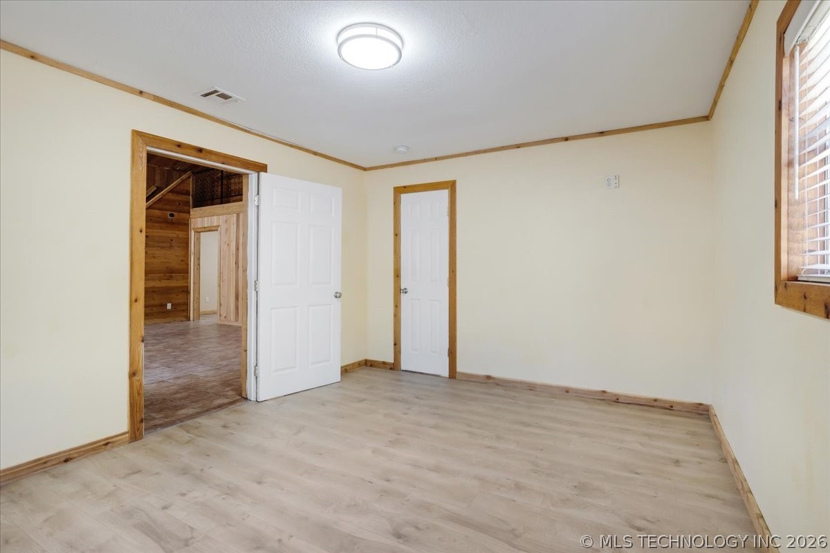 136 Pine Street Property Photo 18
