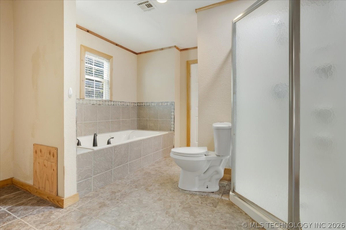 136 Pine Street Property Photo 22