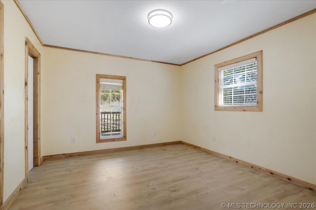 136 Pine Street Property Photo 24