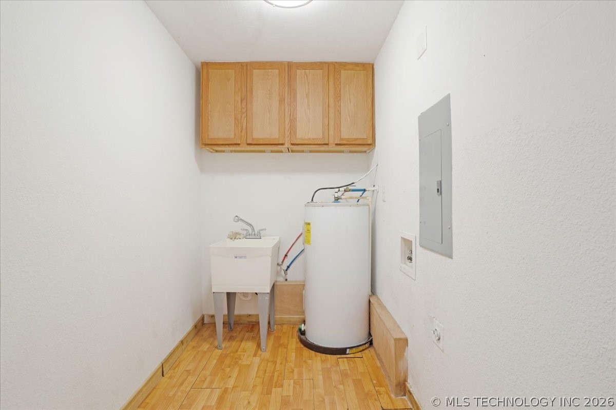 136 Pine Street Property Photo 29