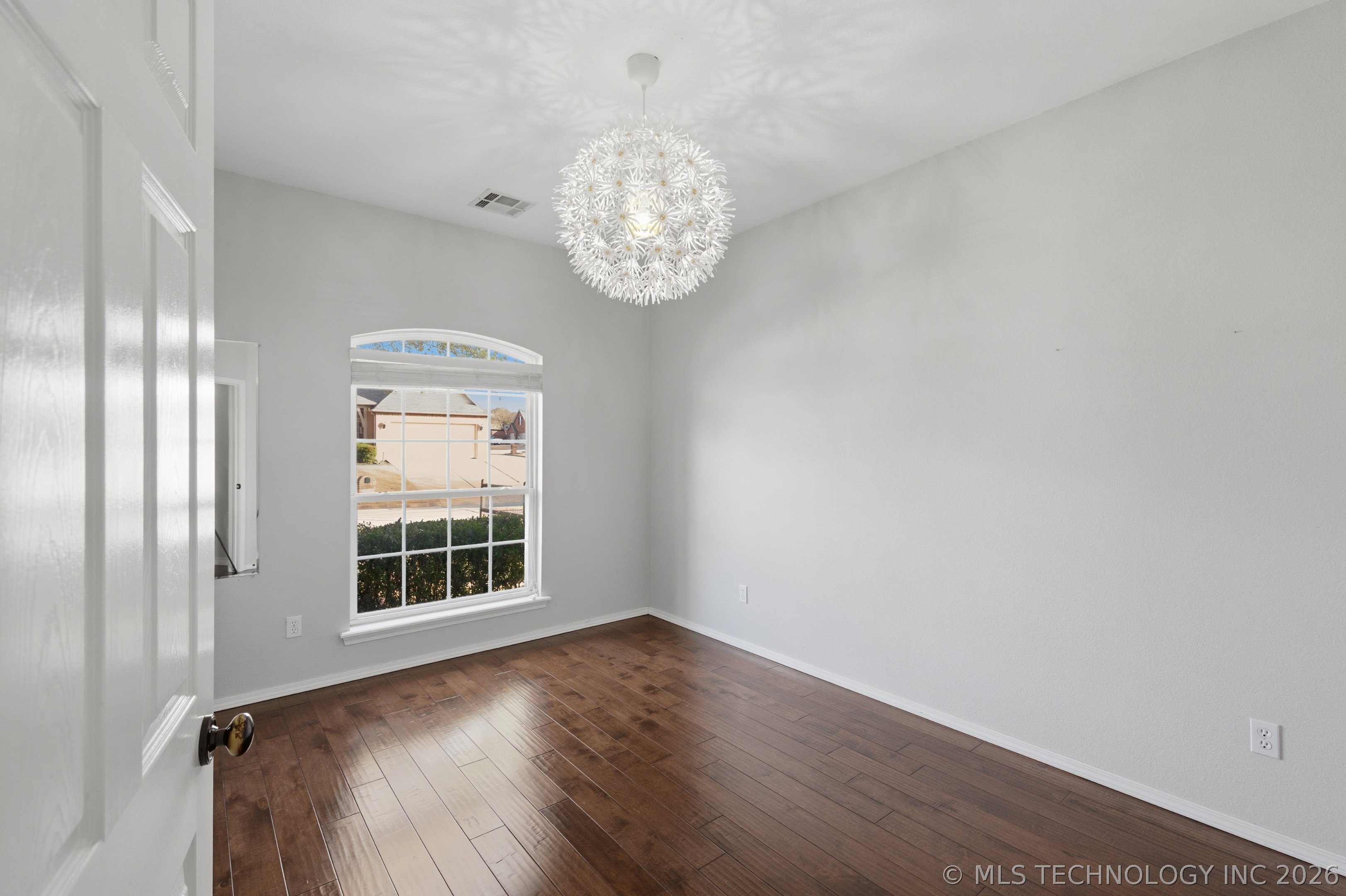 11112 S 3rd Street Property Photo 23