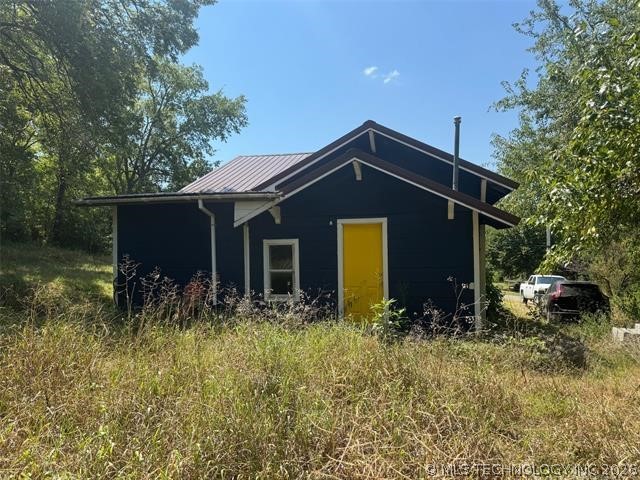 345 E Cumberland Avenue Property Photo 2