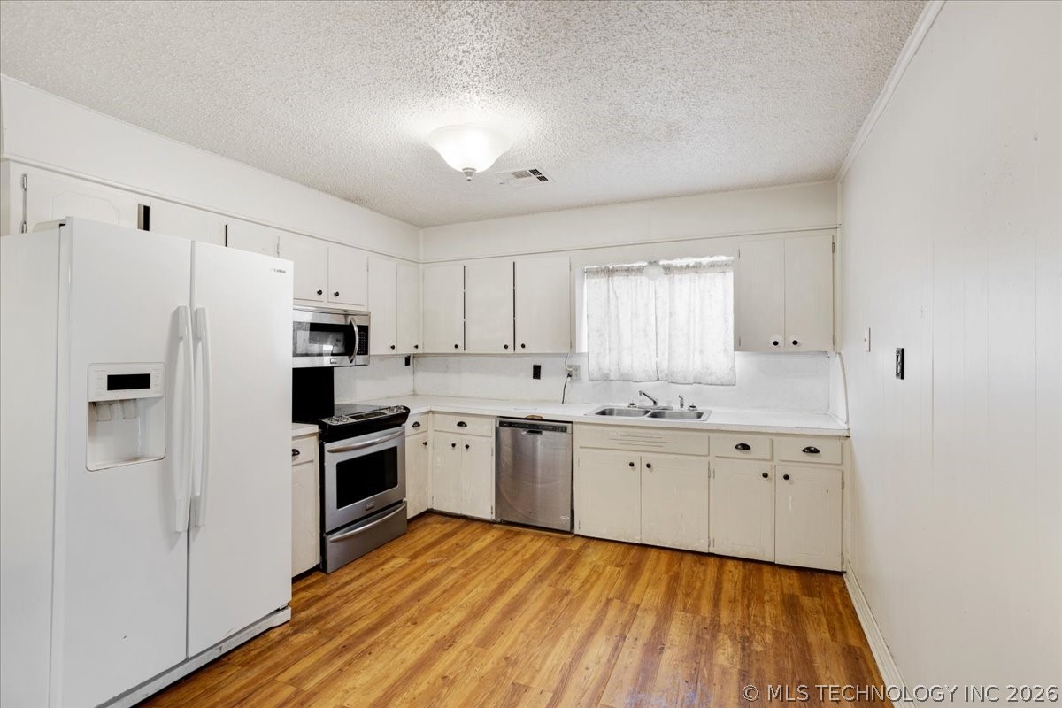 115 Main Street Property Photo 17