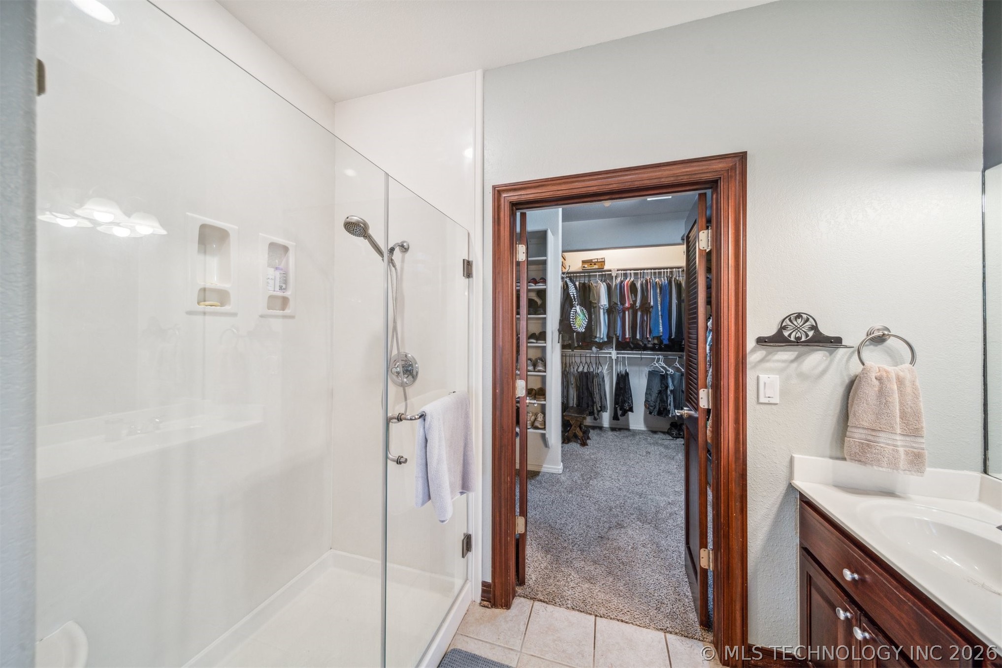1215 Lyndsey Lane Property Photo 30