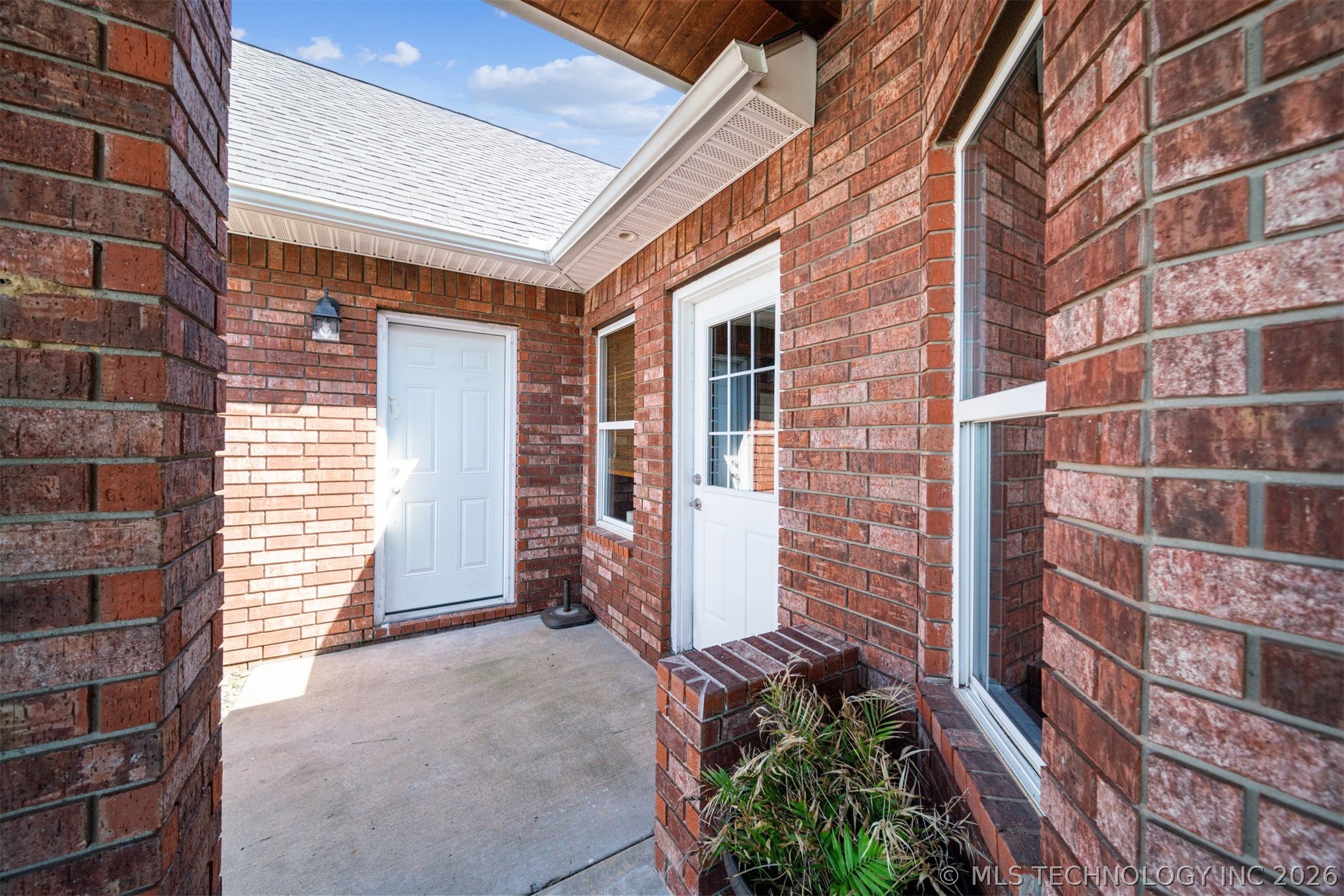 1215 Lyndsey Lane Property Photo 40