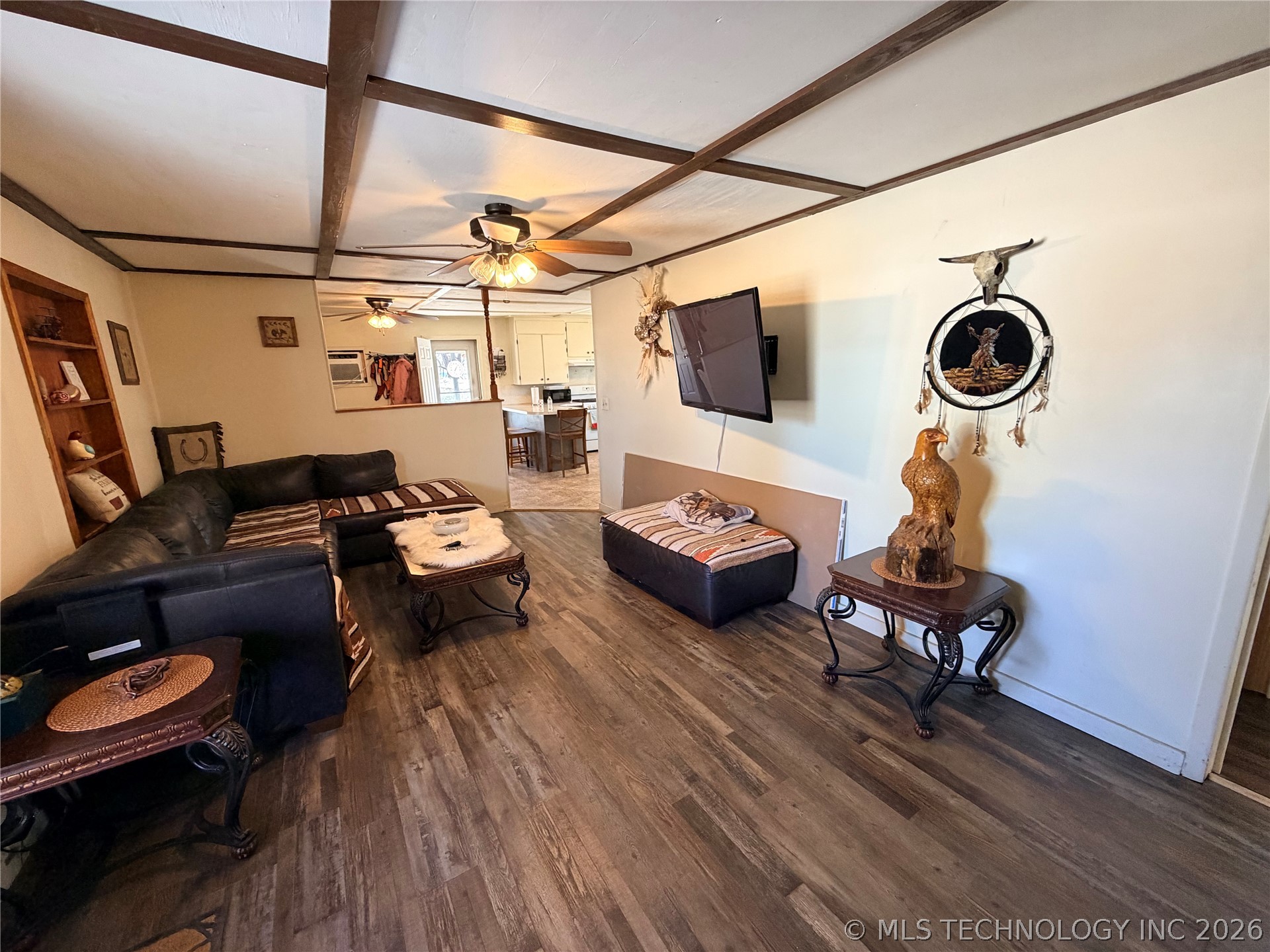 402 Robertson Highway Property Photo 3