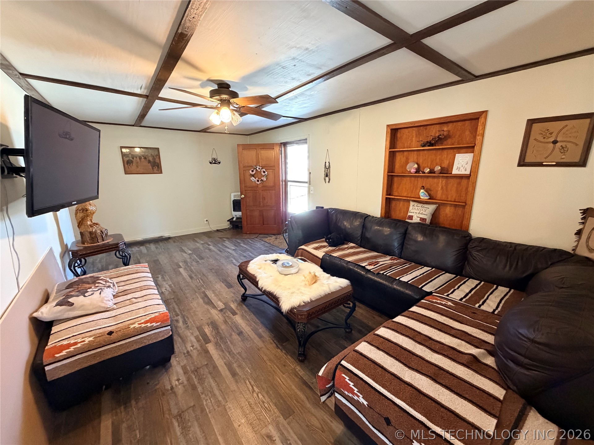 402 Robertson Highway Property Photo 4