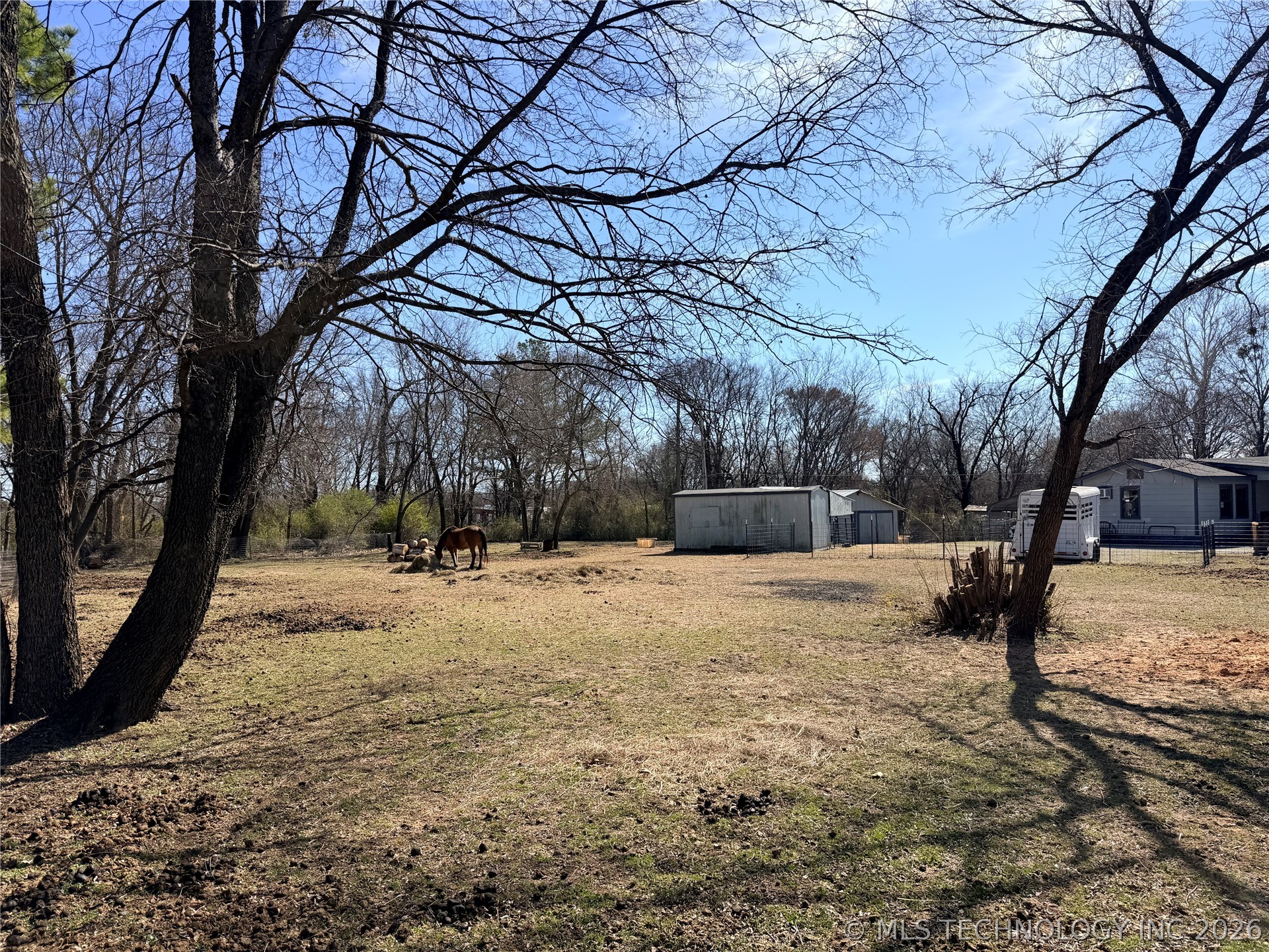 402 Robertson Highway Property Photo 22