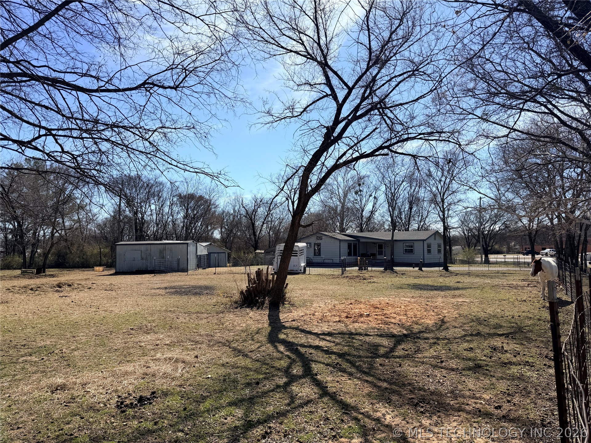 402 Robertson Highway Property Photo 23