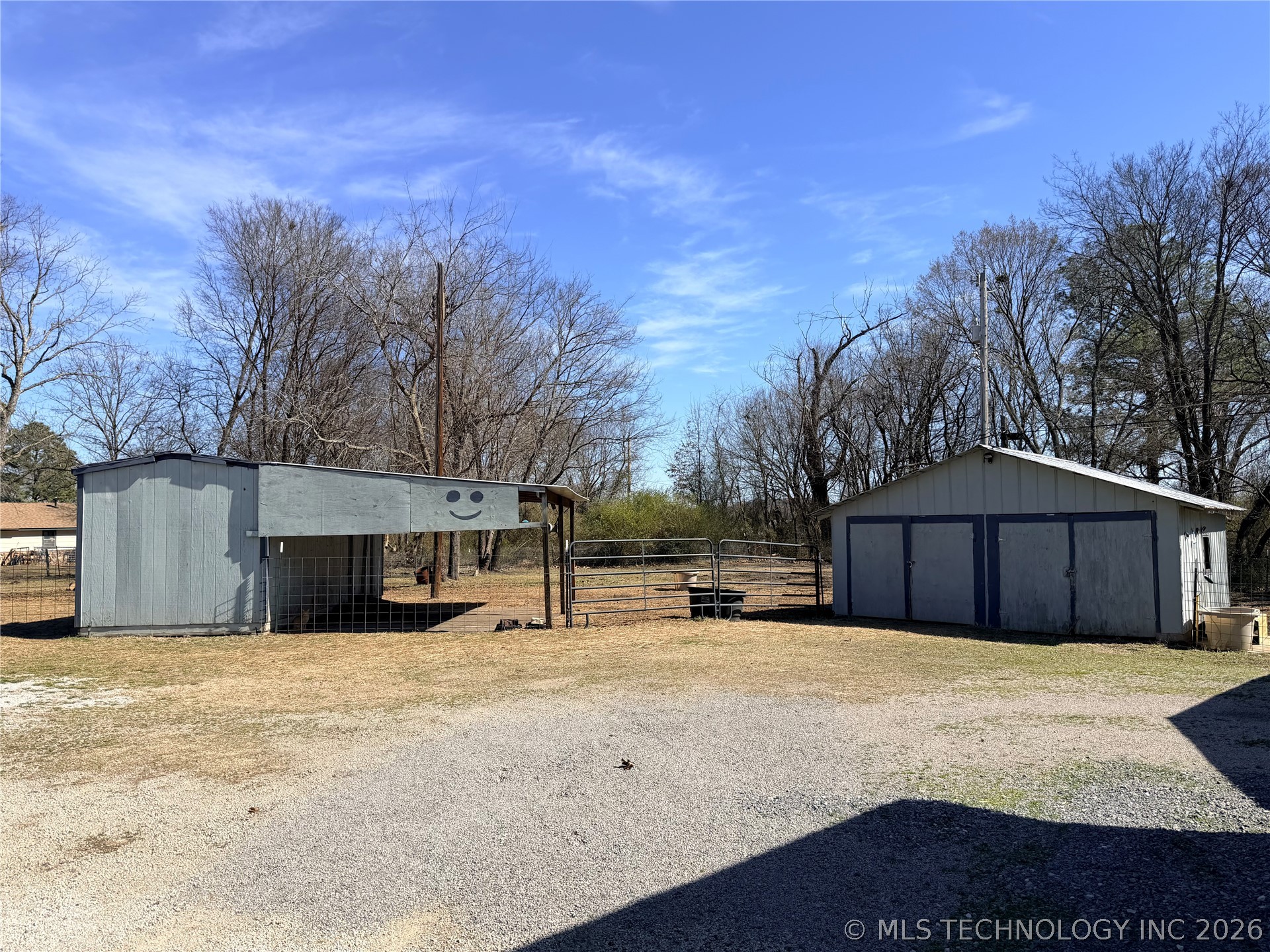 402 Robertson Highway Property Photo 24