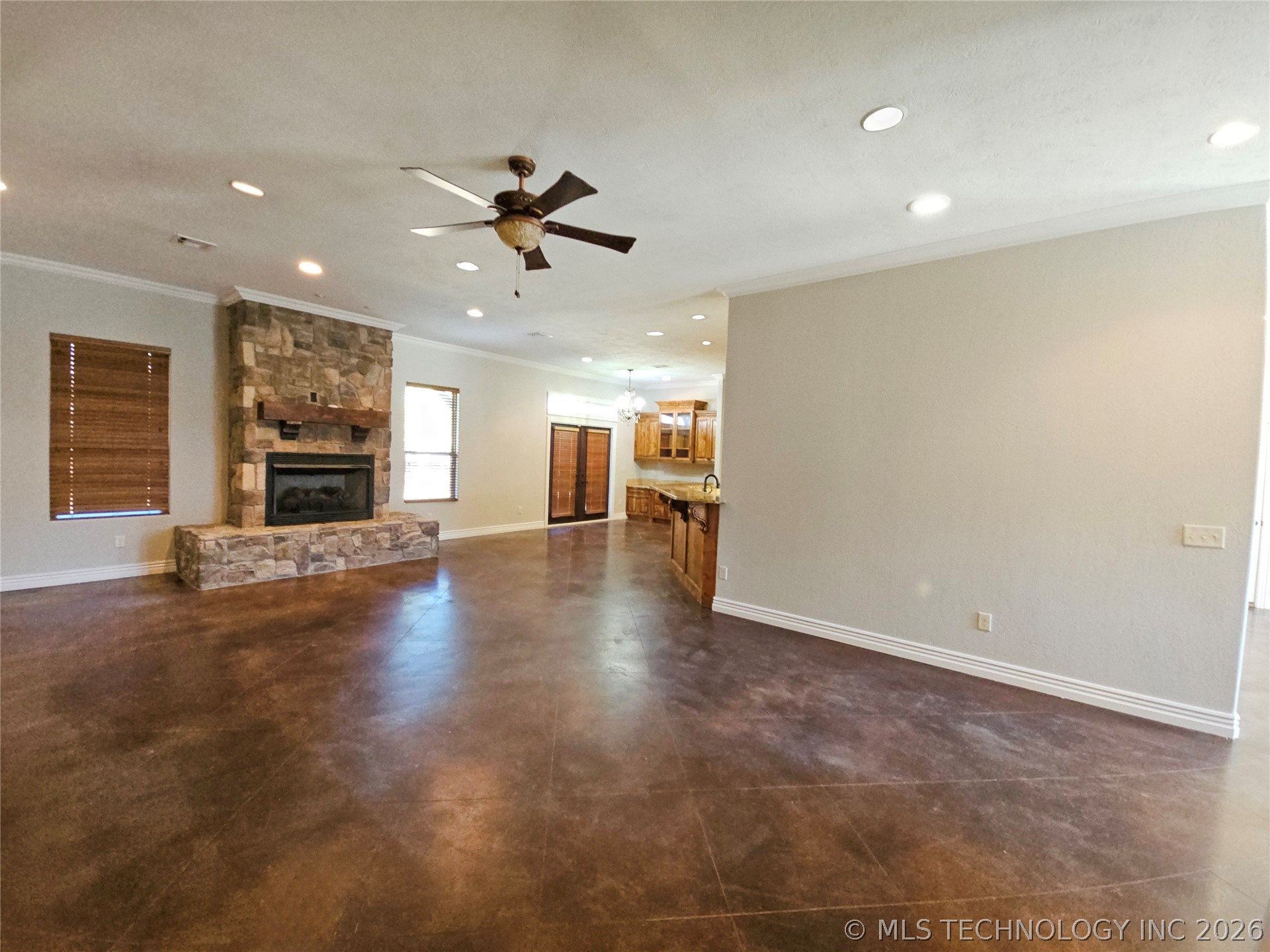 1003 Sunnybrook Property Photo 9