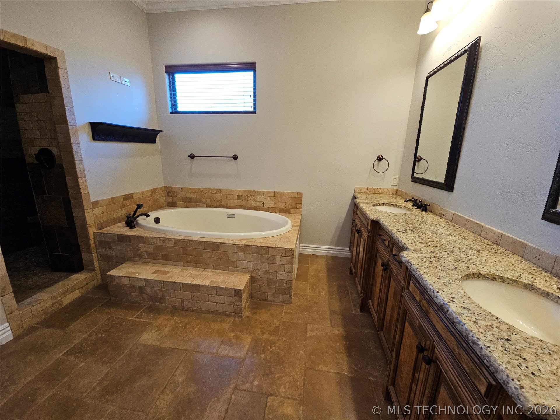 1003 Sunnybrook Property Photo 23