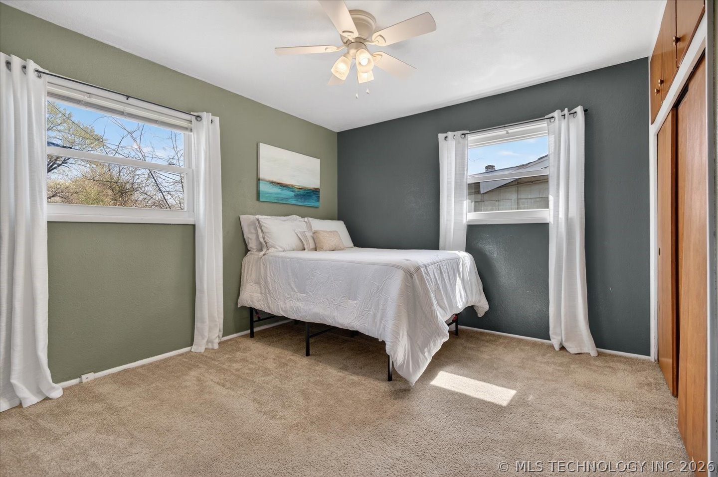 320 Se Greystone Avenue Property Photo 11