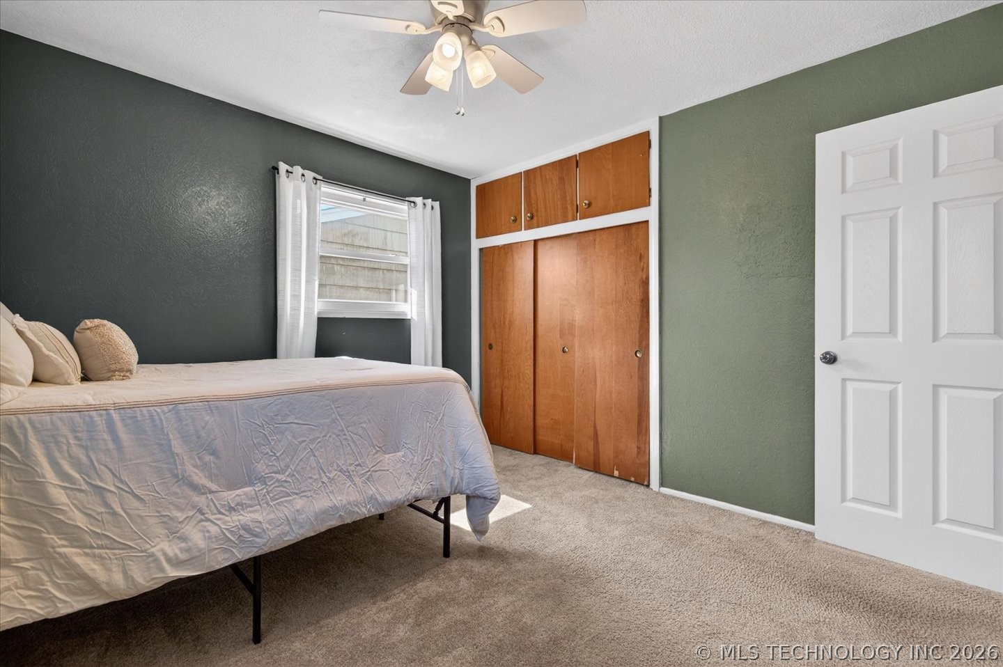 320 Se Greystone Avenue Property Photo 12