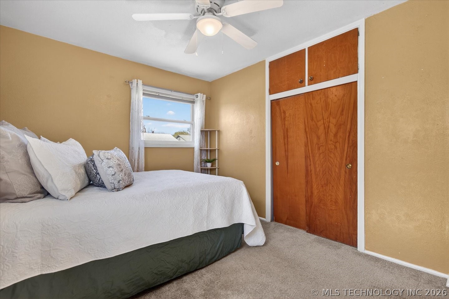 320 Se Greystone Avenue Property Photo 17