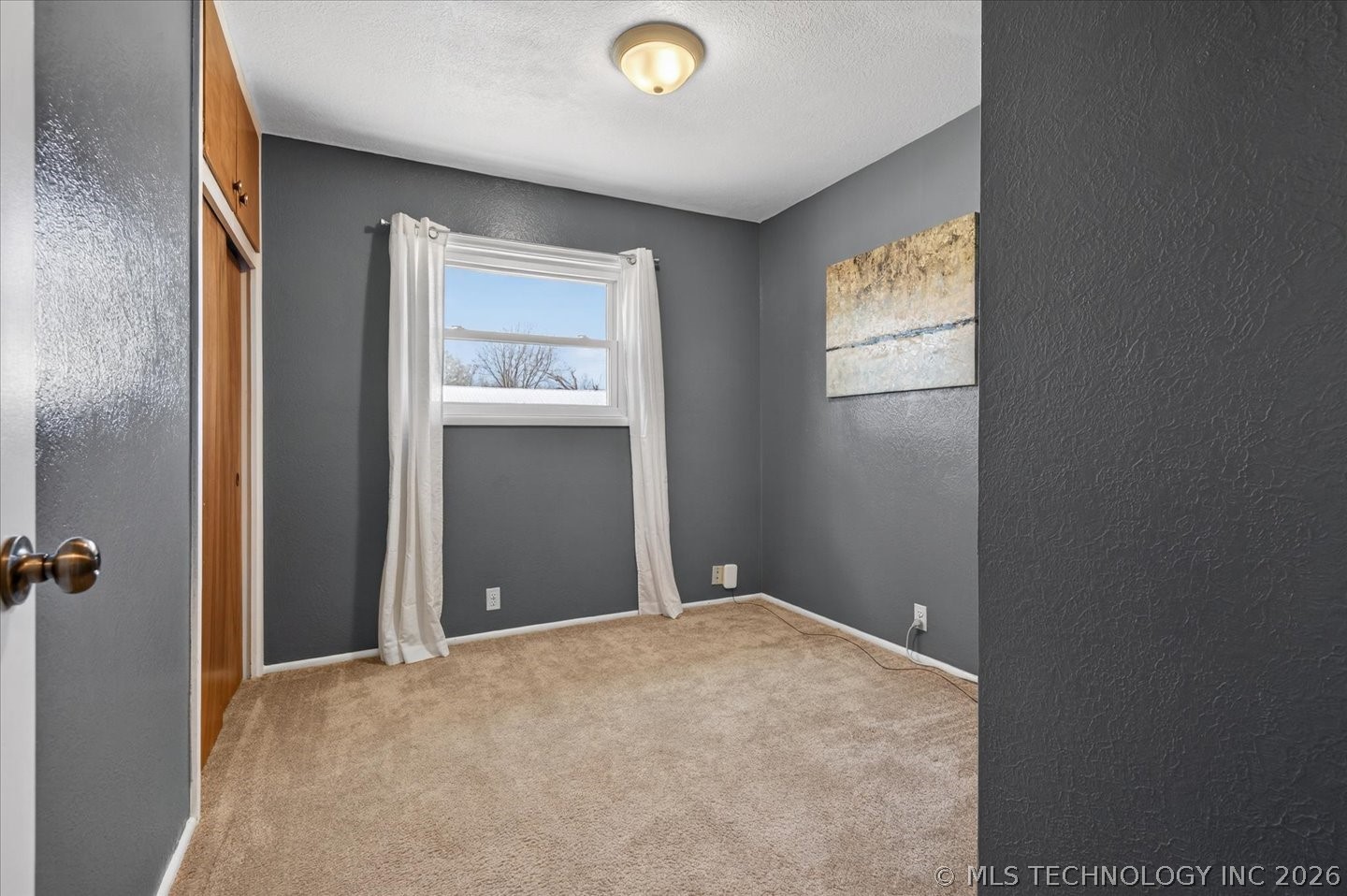 320 Se Greystone Avenue Property Photo 18