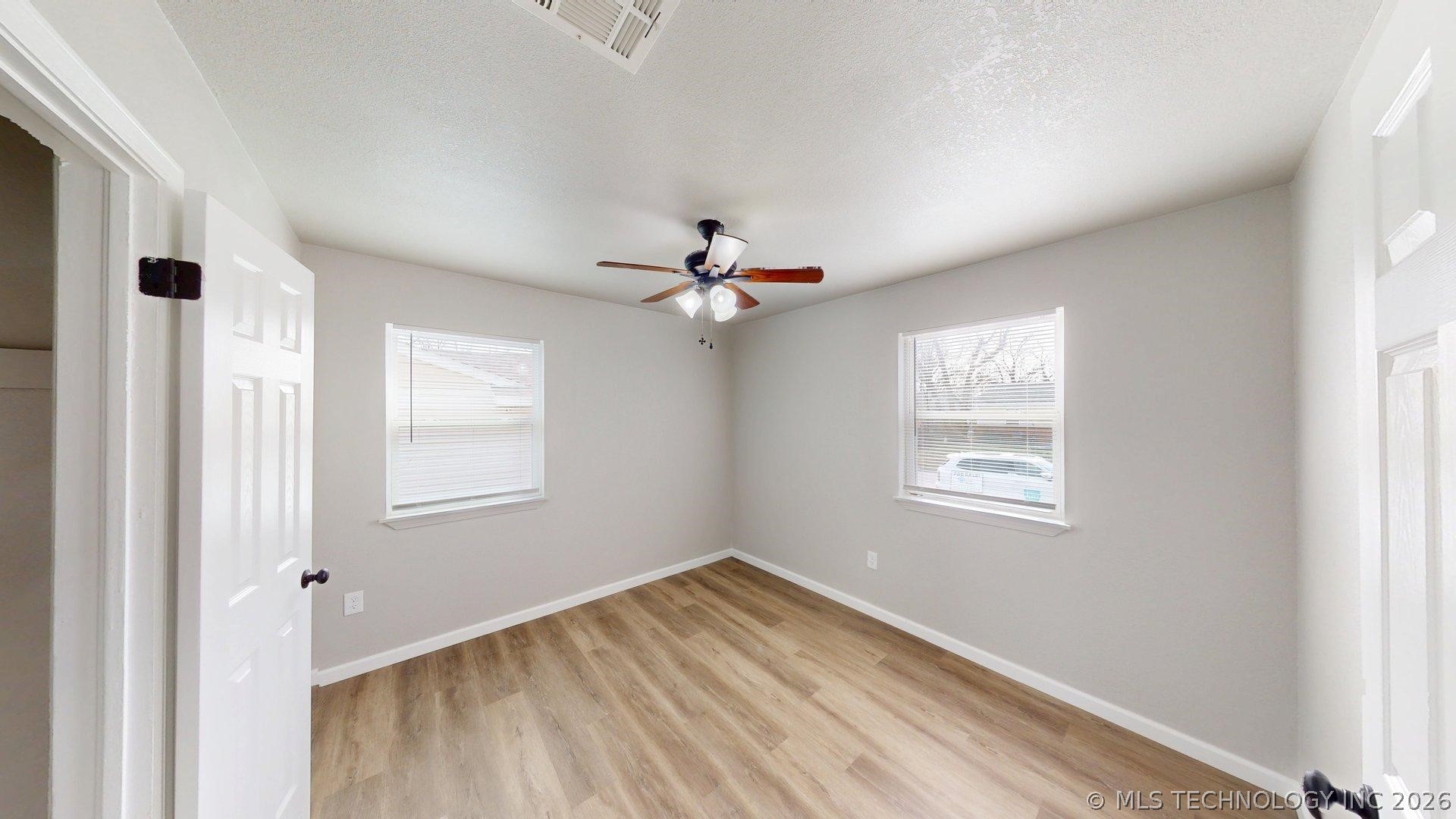 241 E 53rd Street N Property Photo 15