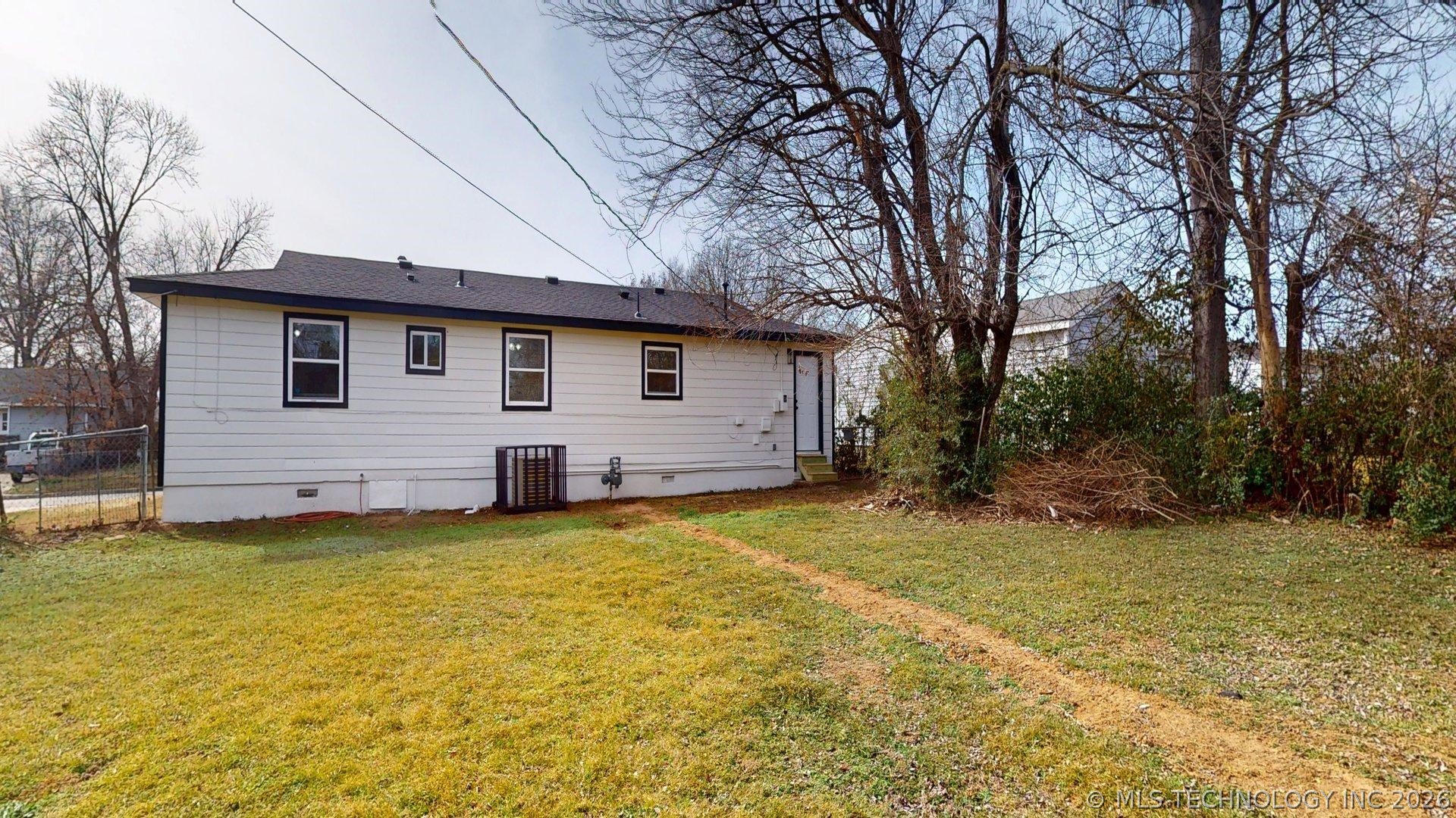 241 E 53rd Street N Property Photo 25