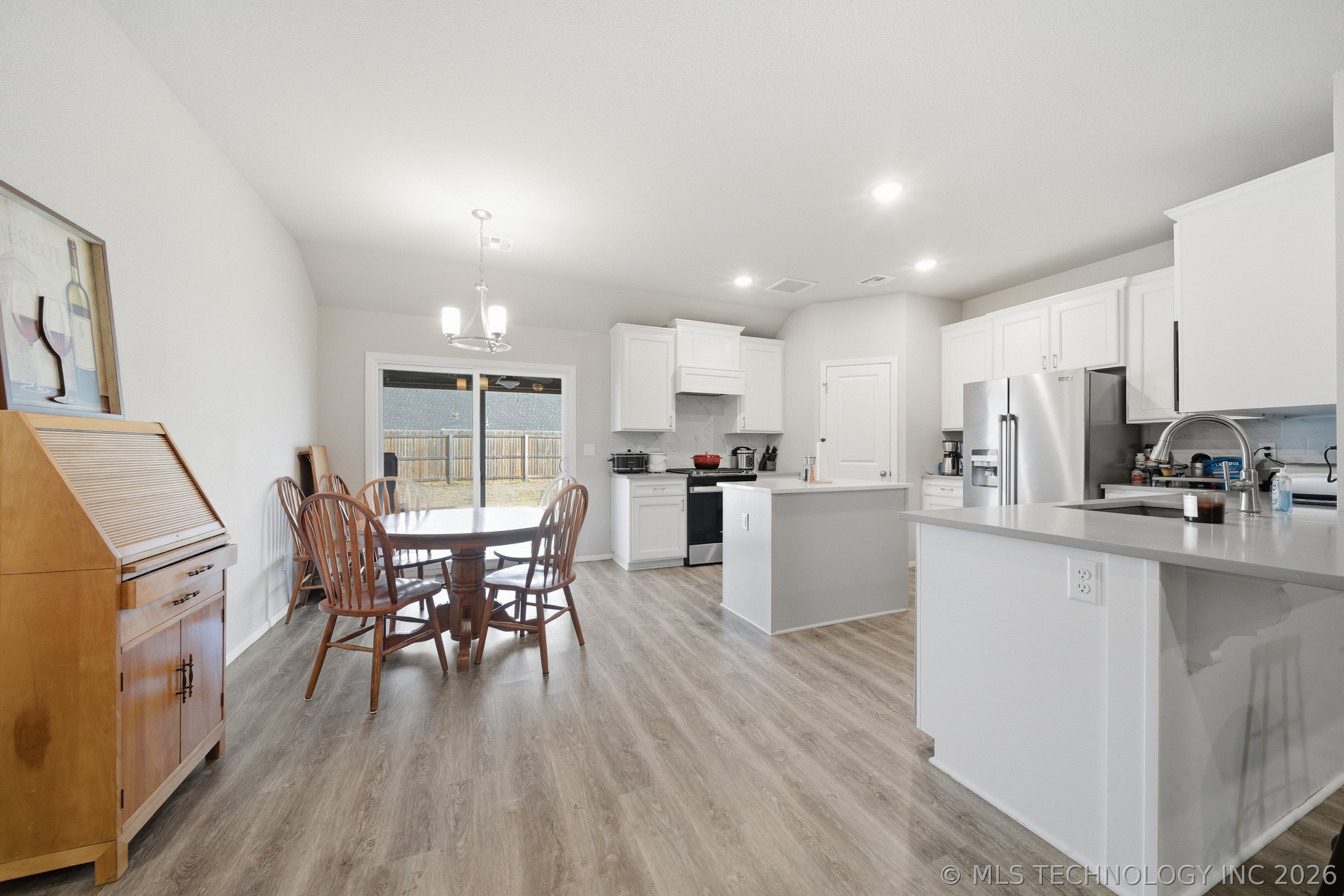 12429 S Norwood Avenue Property Photo 11