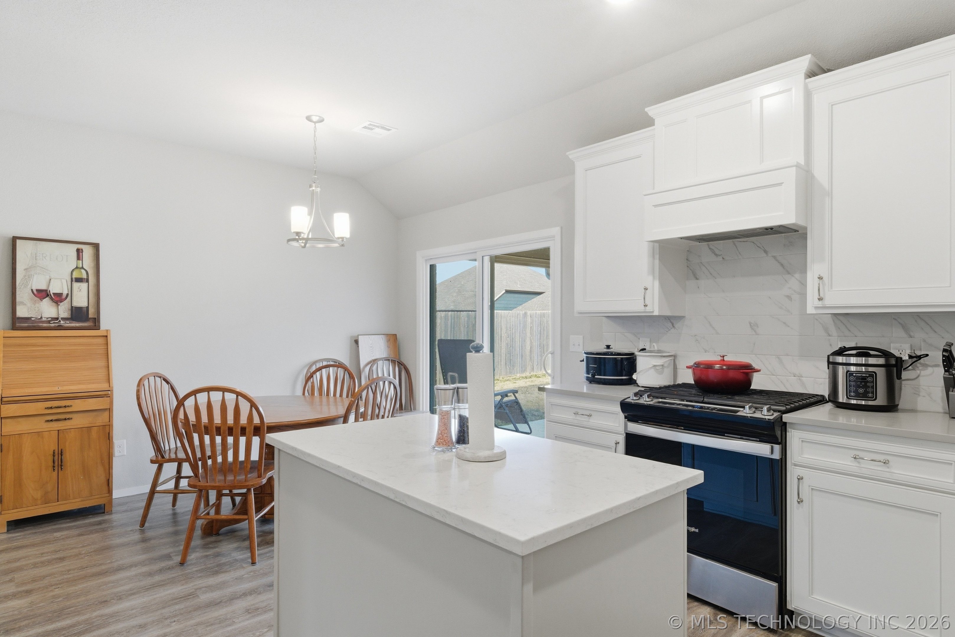 12429 S Norwood Avenue Property Photo 14