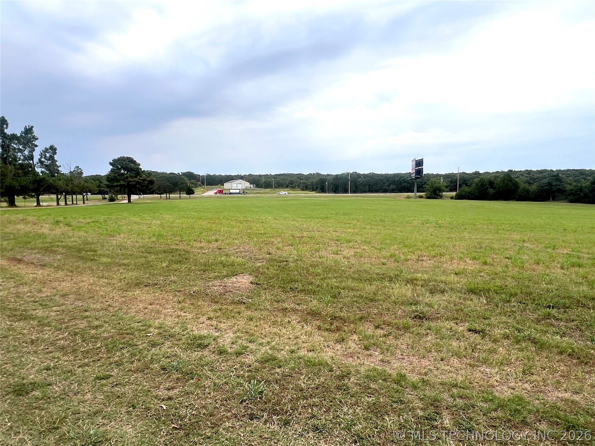 19118 S Us Hwy 69 Property Photo 6