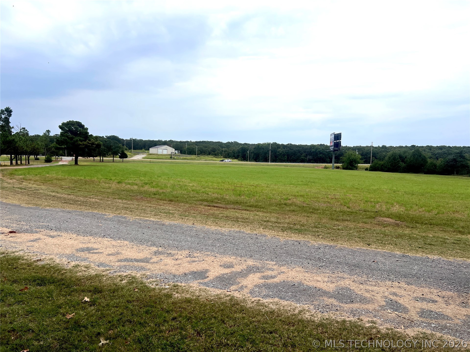 19118 S Us Hwy 69 Property Photo 18