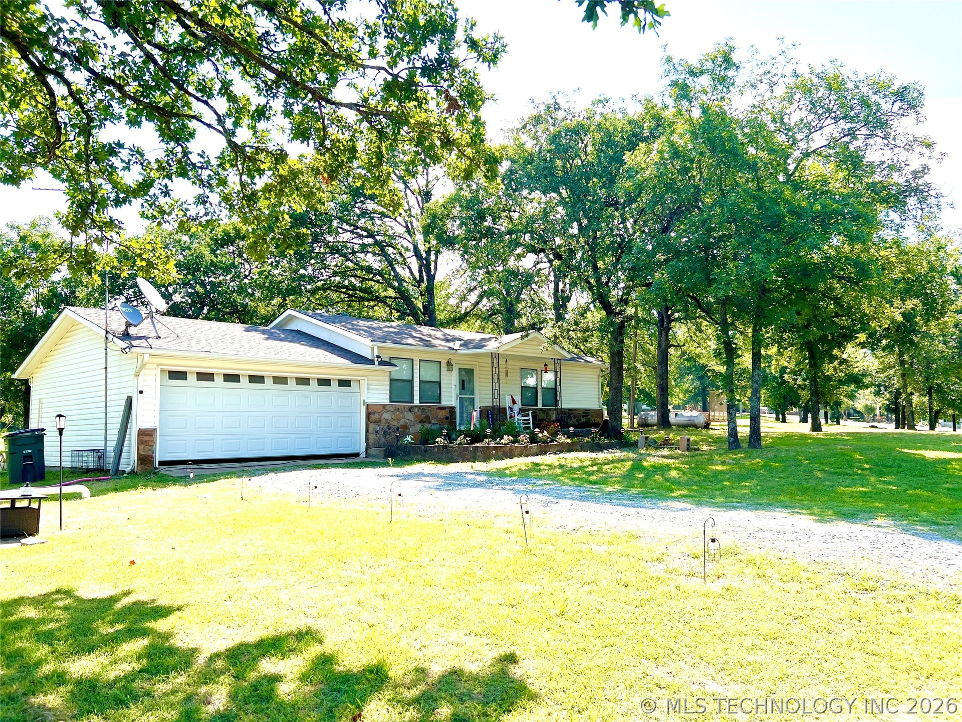 429937 E 1159 Road Property Photo 3