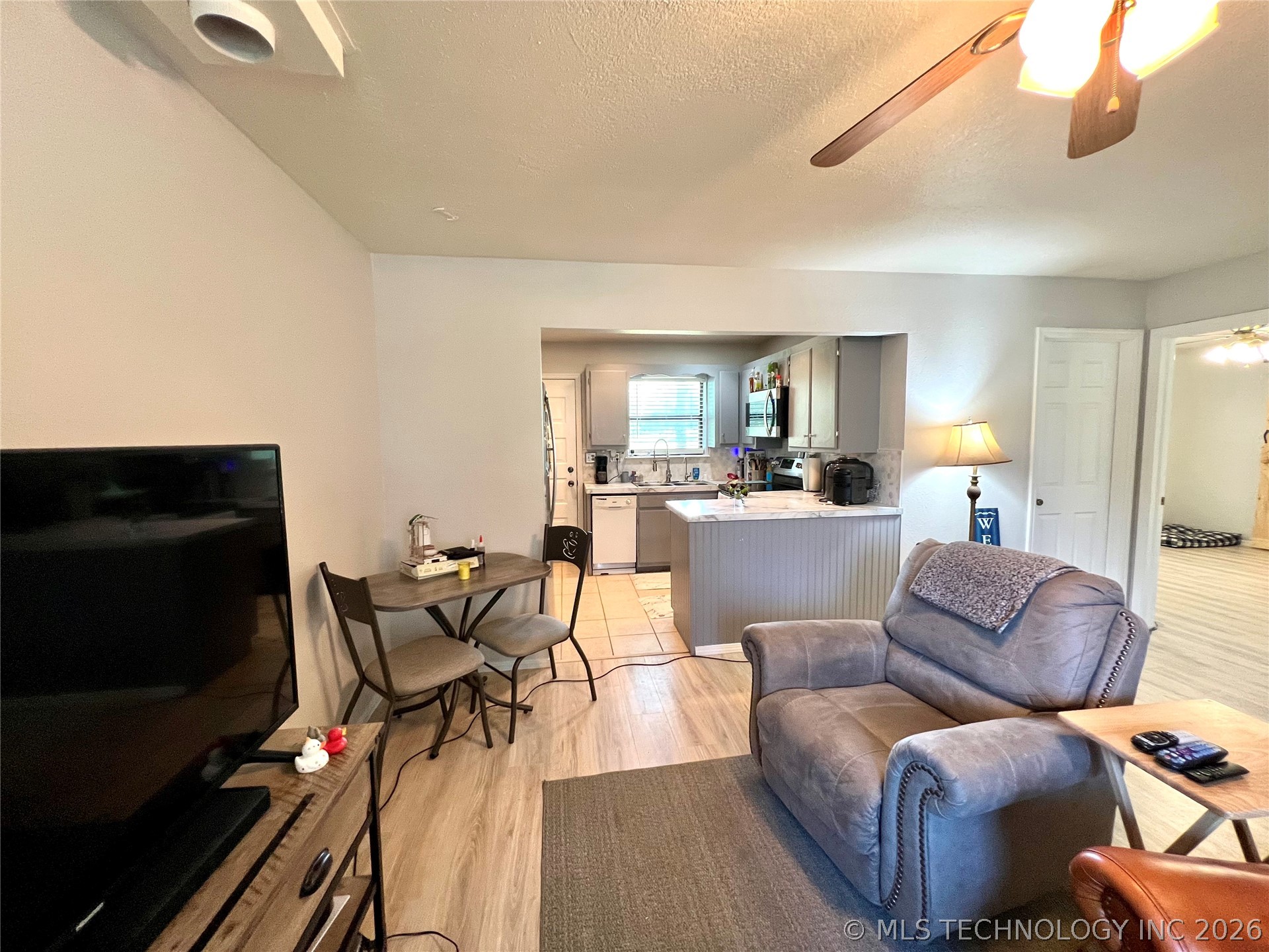 429937 E 1159 Road Property Photo 8