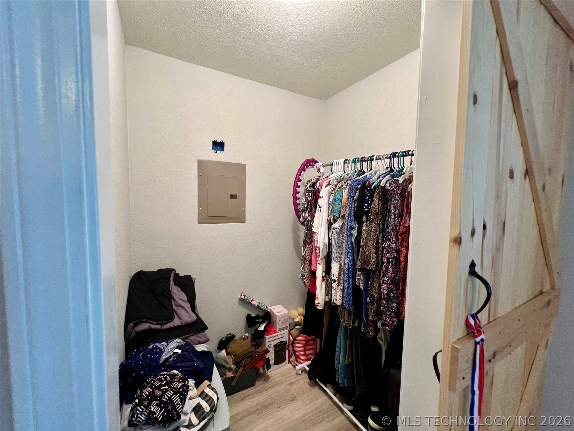 429937 E 1159 Road Property Photo 17
