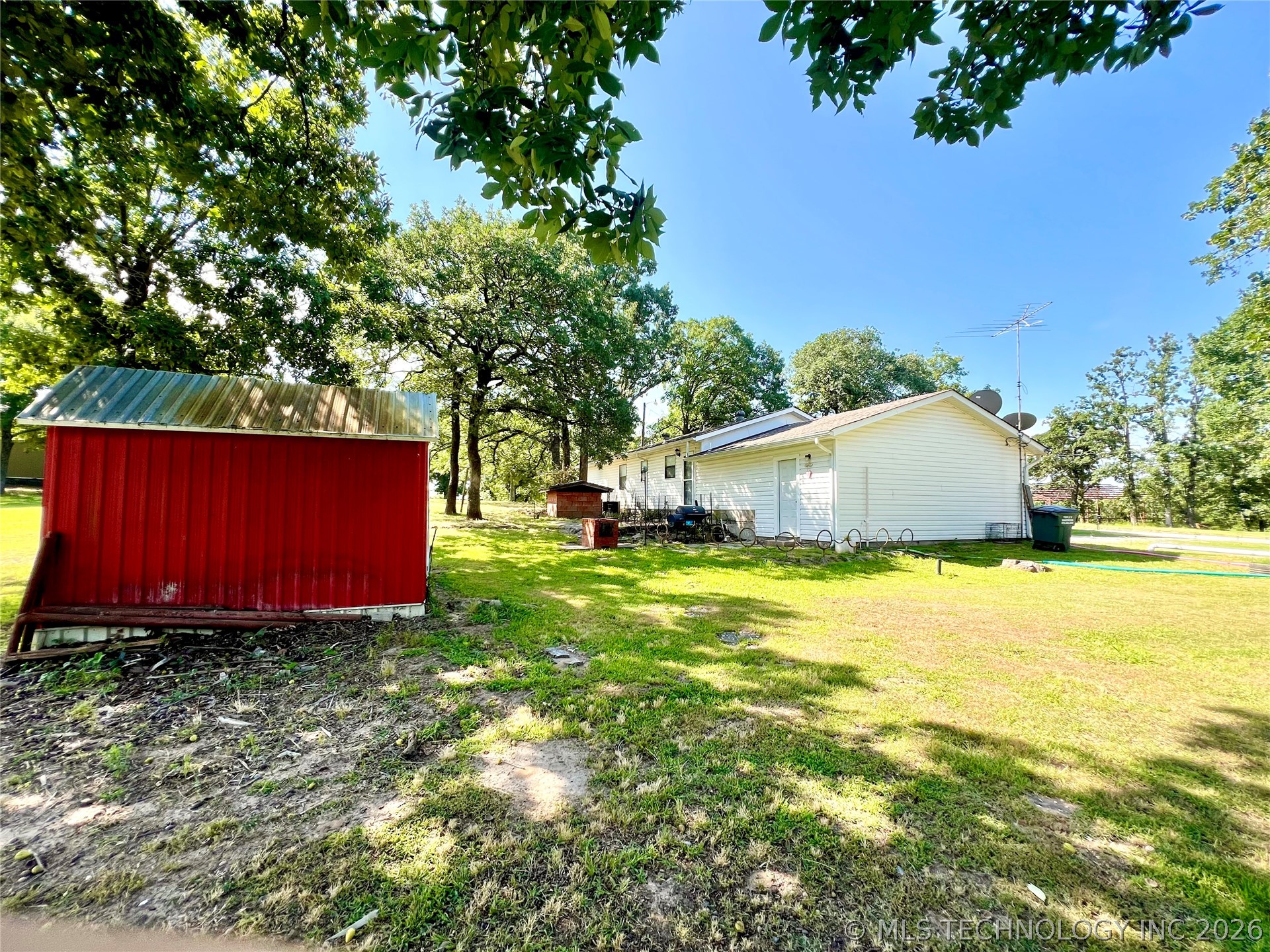 429937 E 1159 Road Property Photo 24