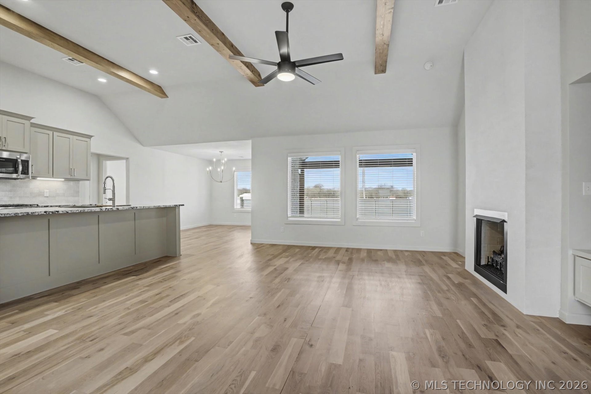 10680 S 226th East Avenue Property Photo 4