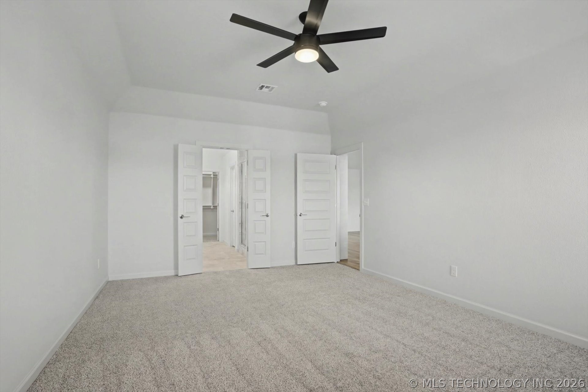 10680 S 226th East Avenue Property Photo 14