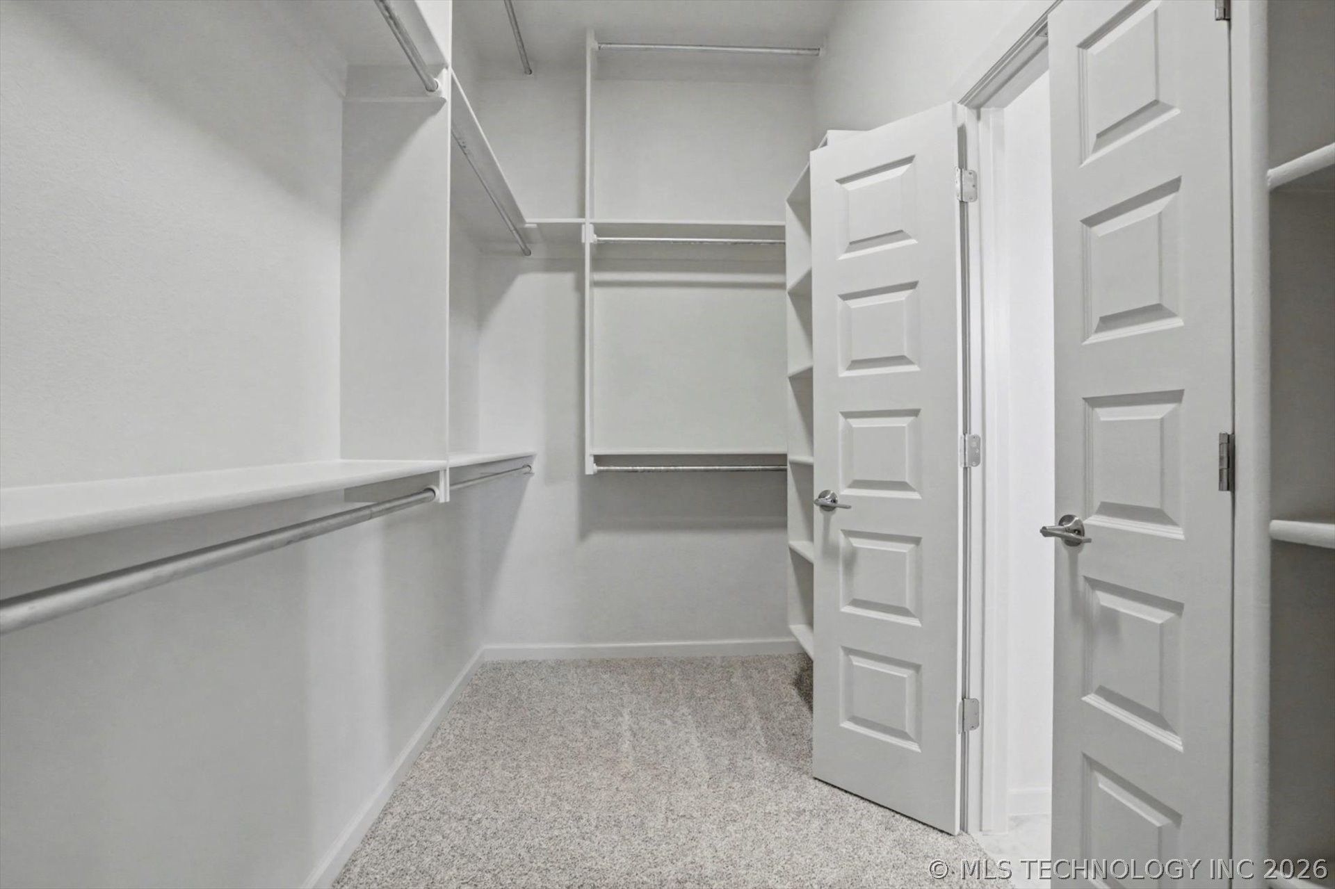 10680 S 226th East Avenue Property Photo 17