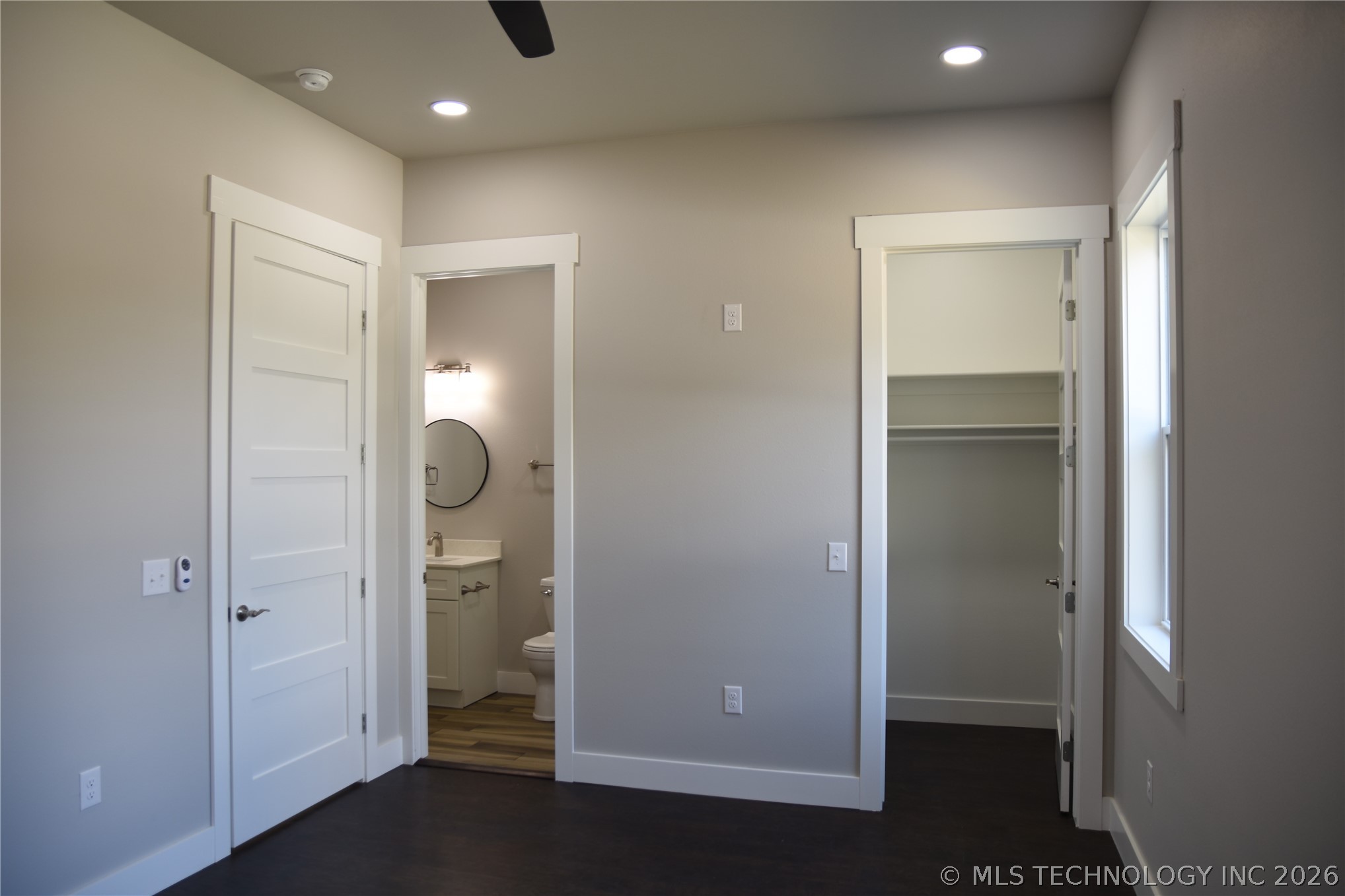 43 S Cliff Crest Drive Property Photo 15