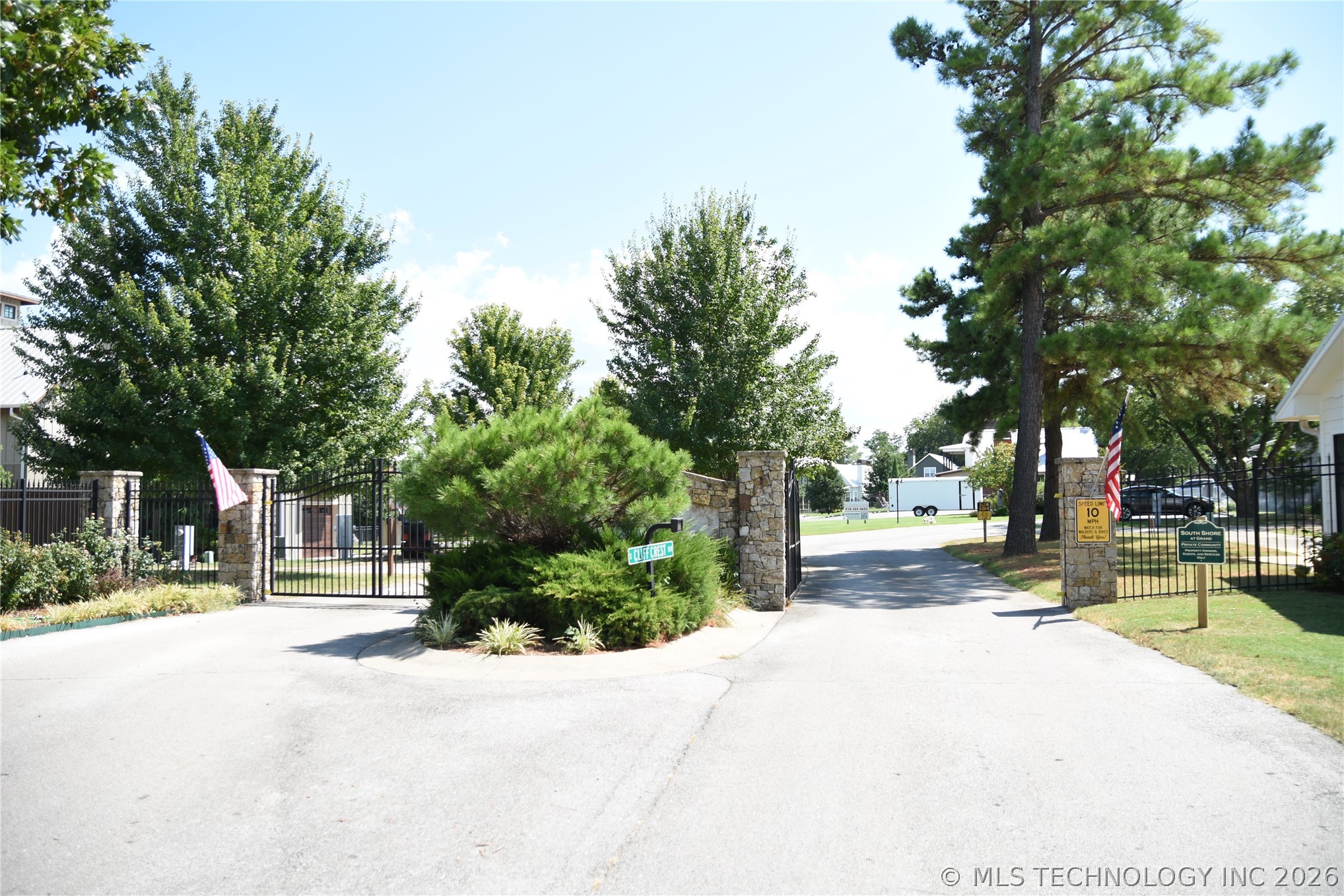 43 S Cliff Crest Drive Property Photo 46