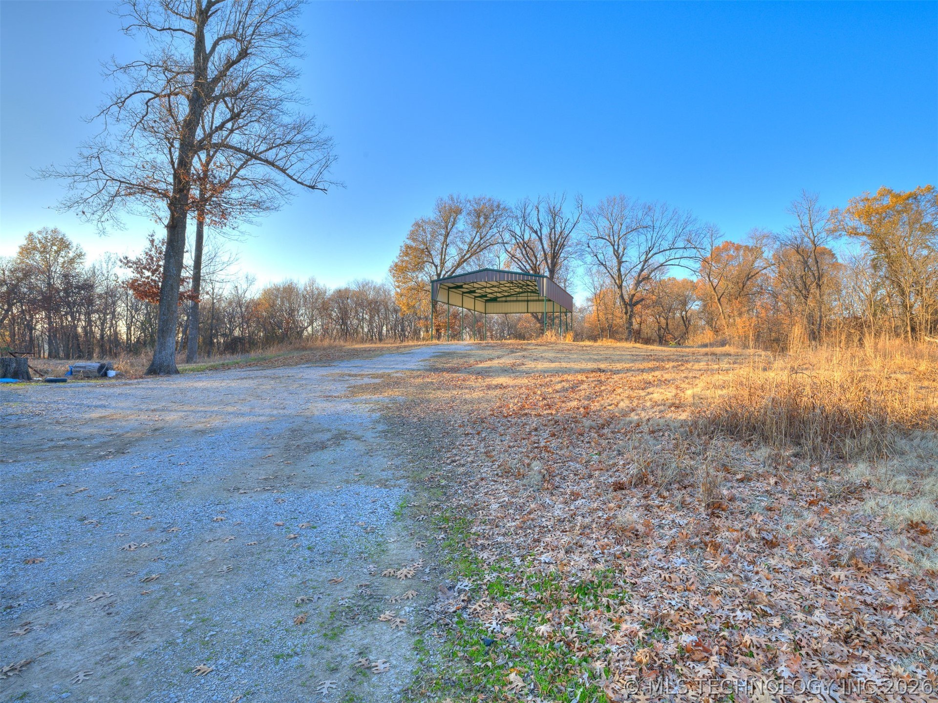 15360 S 4050 Road Property Photo 2