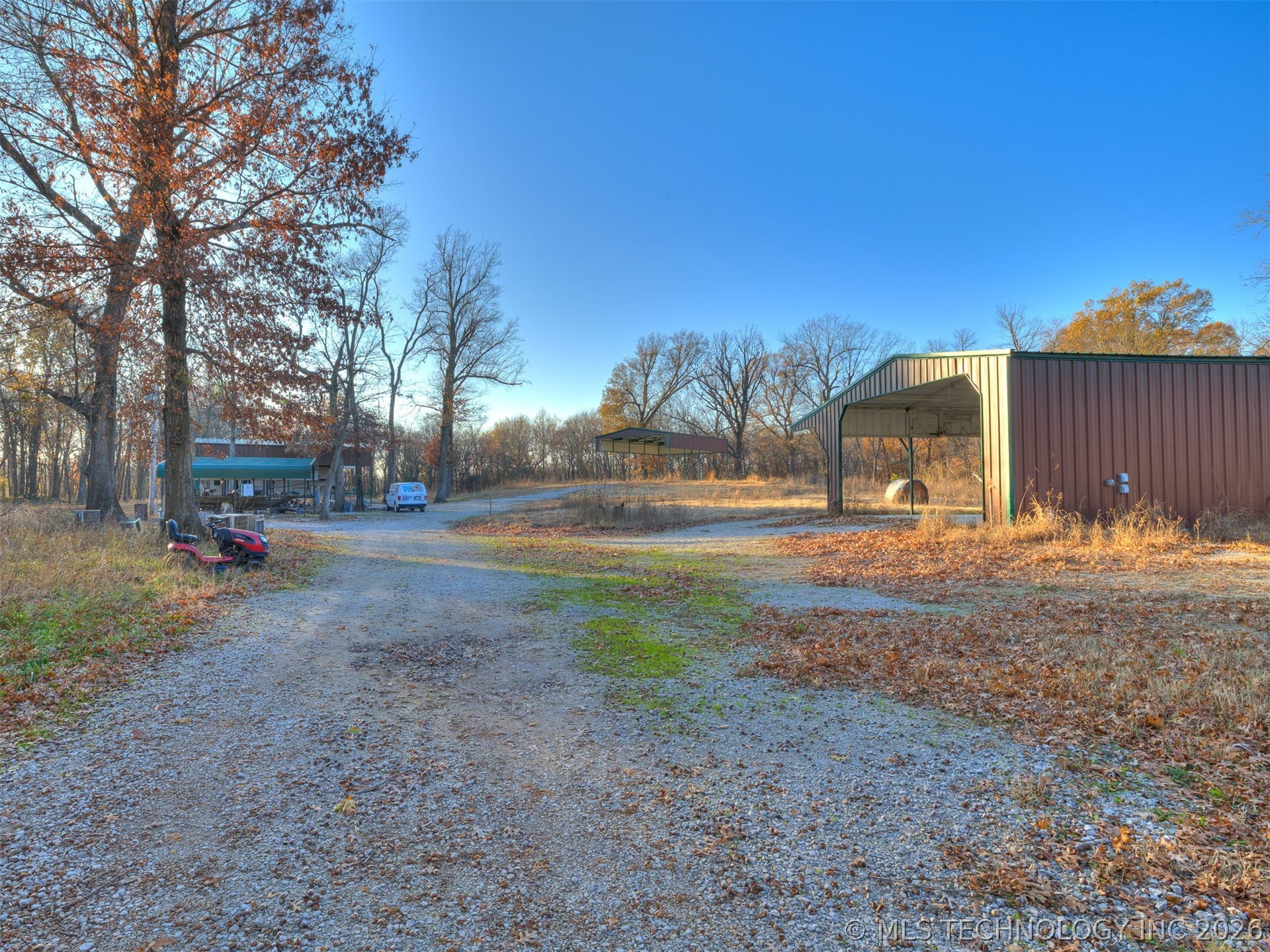 15360 S 4050 Road Property Photo 4