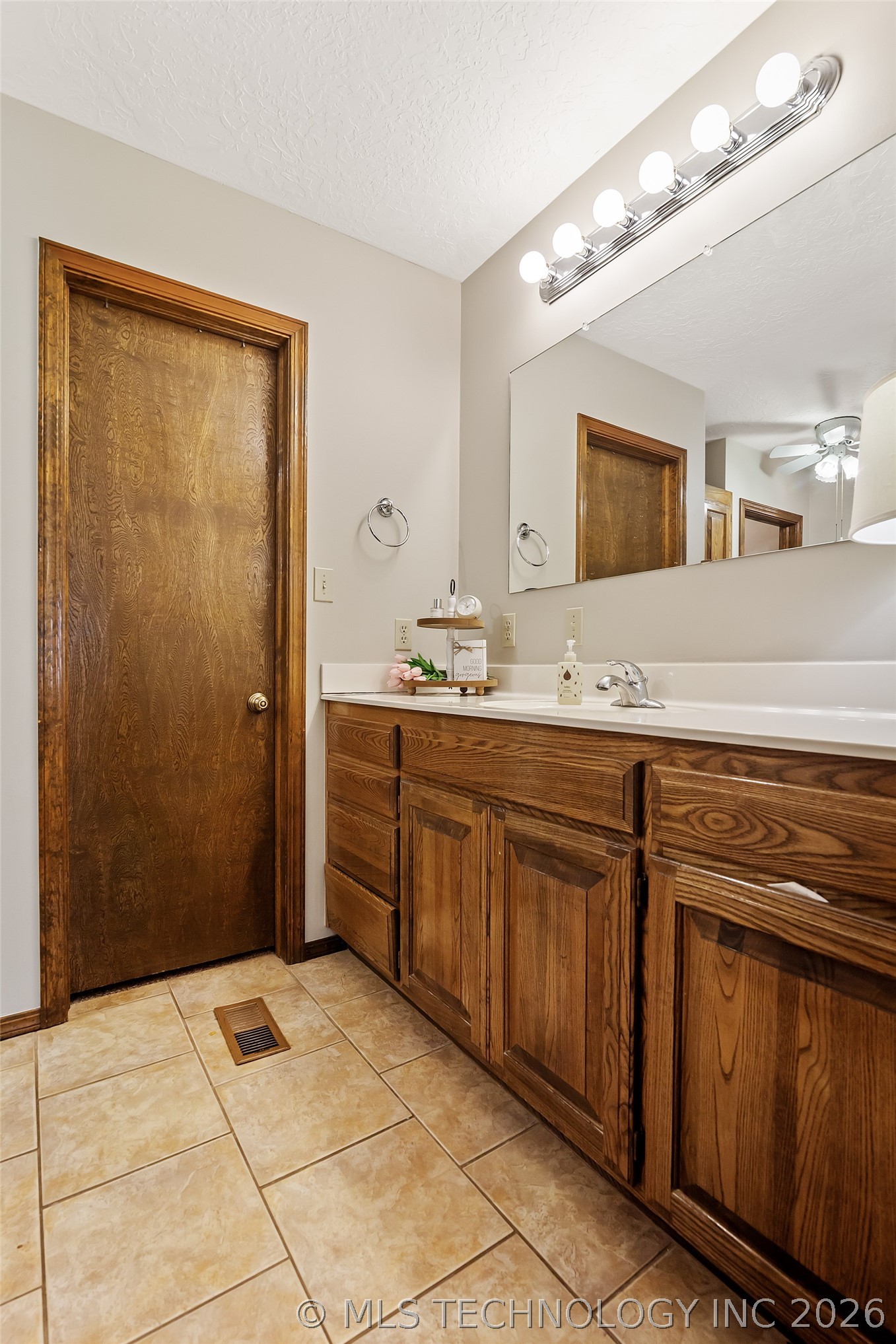 9644 Ew 19 Road Property Photo 24