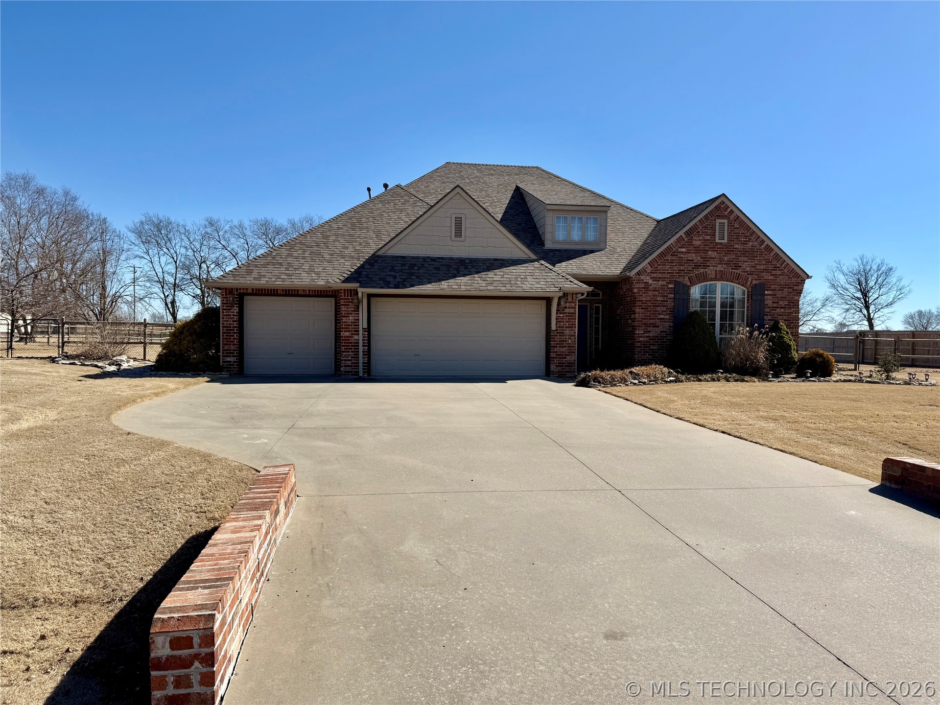 22095 Riverwood Drive Property Photo 1