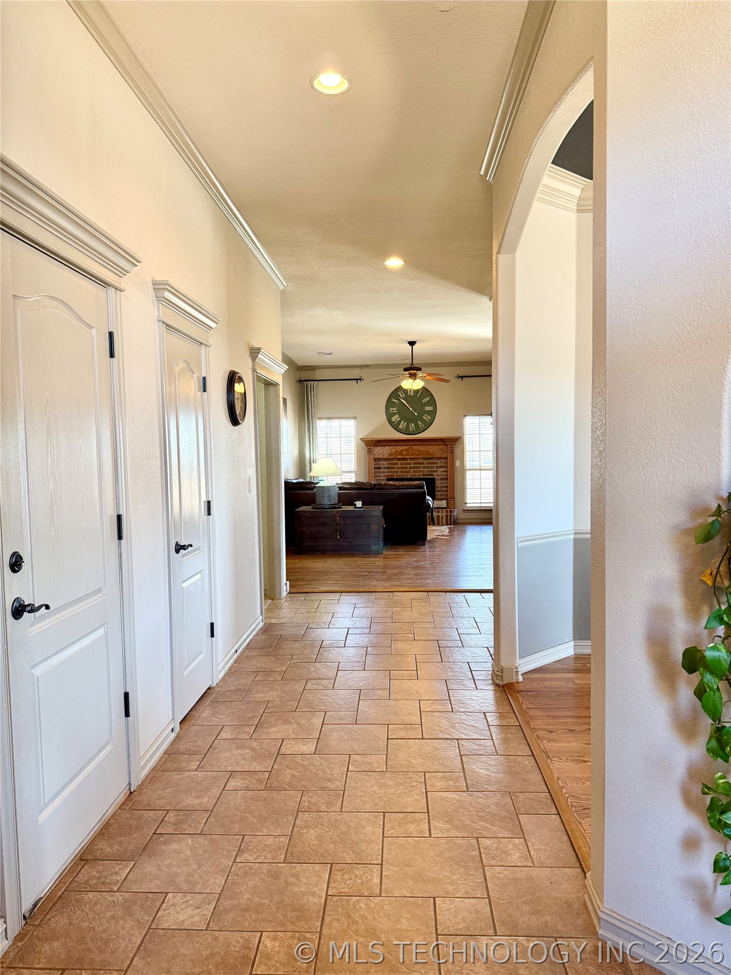 22095 Riverwood Drive Property Photo 2