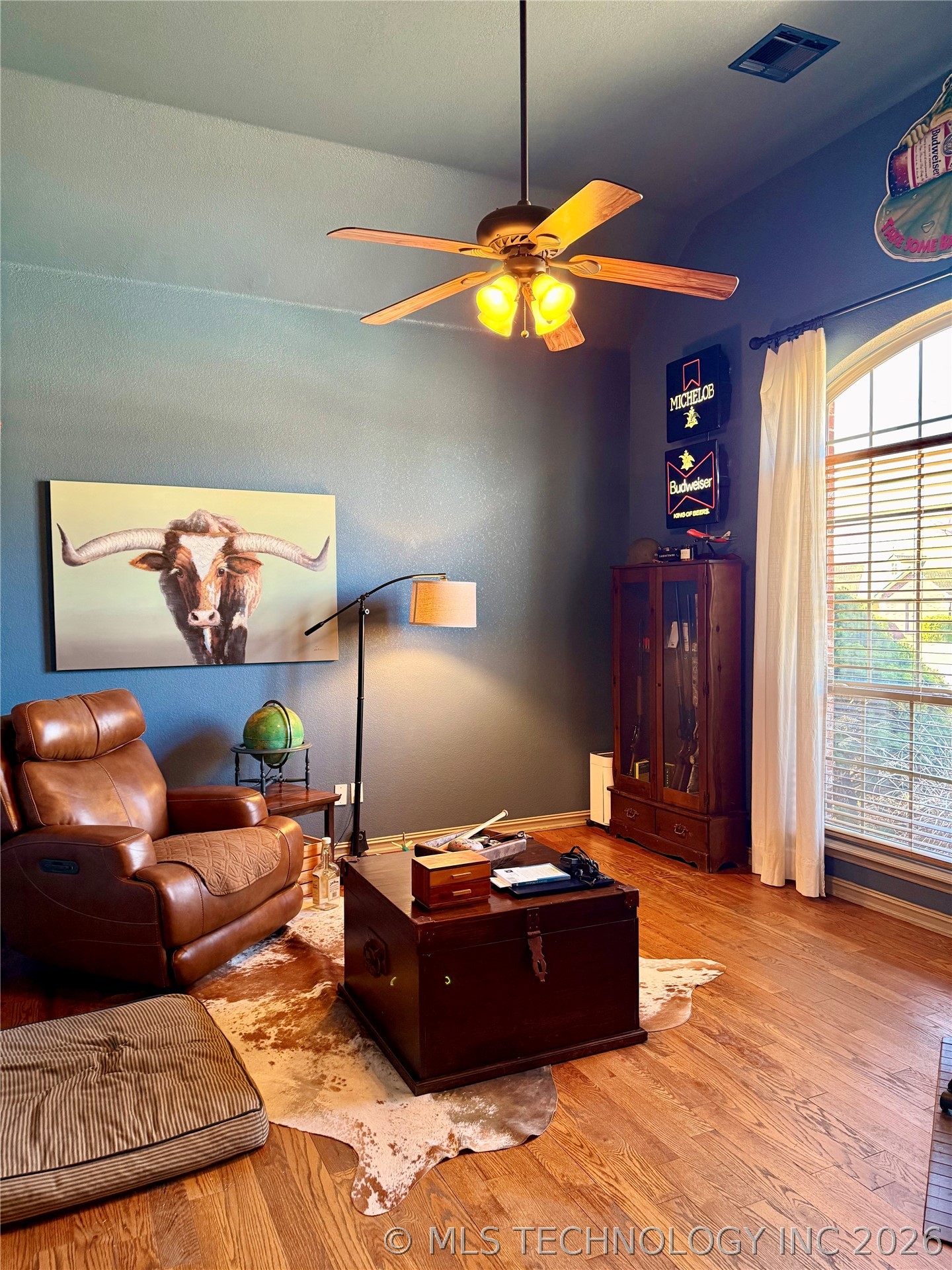 22095 Riverwood Drive Property Photo 10