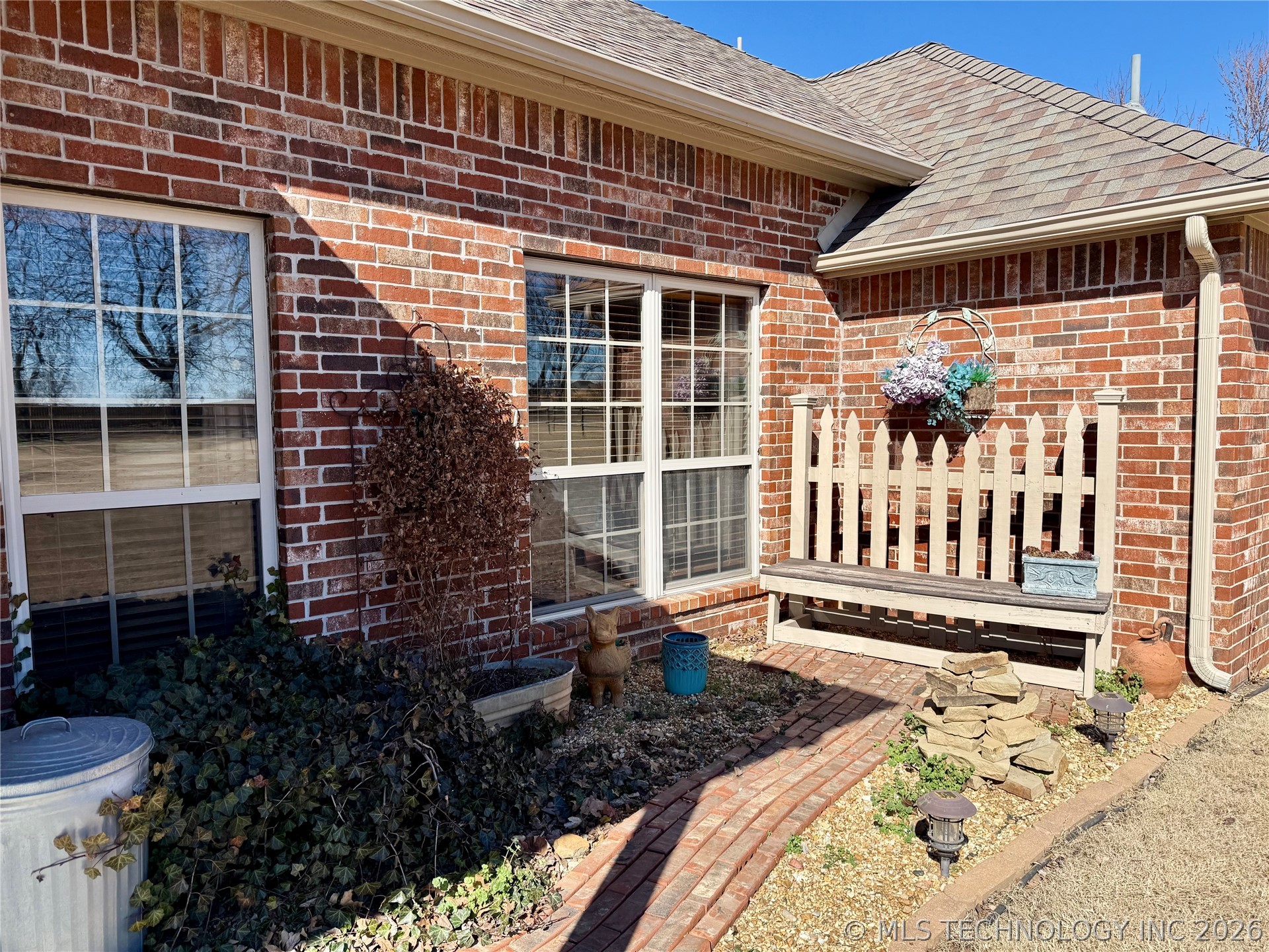 22095 Riverwood Drive Property Photo 33