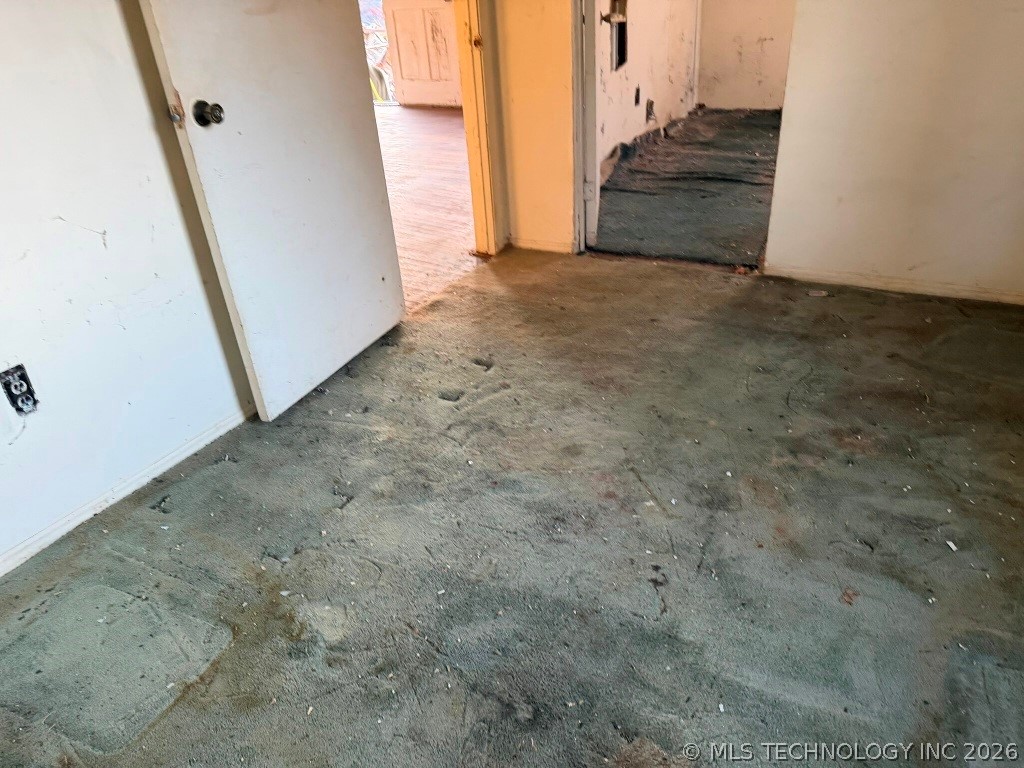 4527 S Waco Avenue Property Photo 5