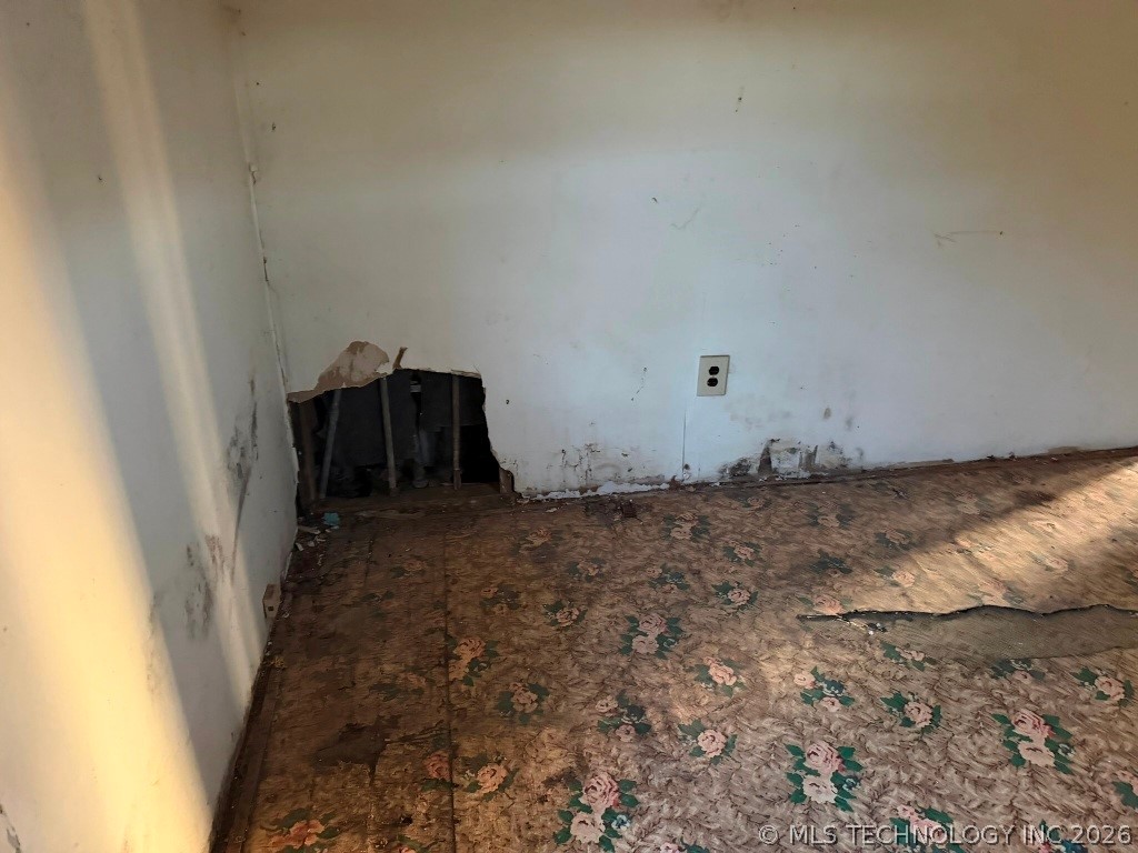 4527 S Waco Avenue Property Photo 11